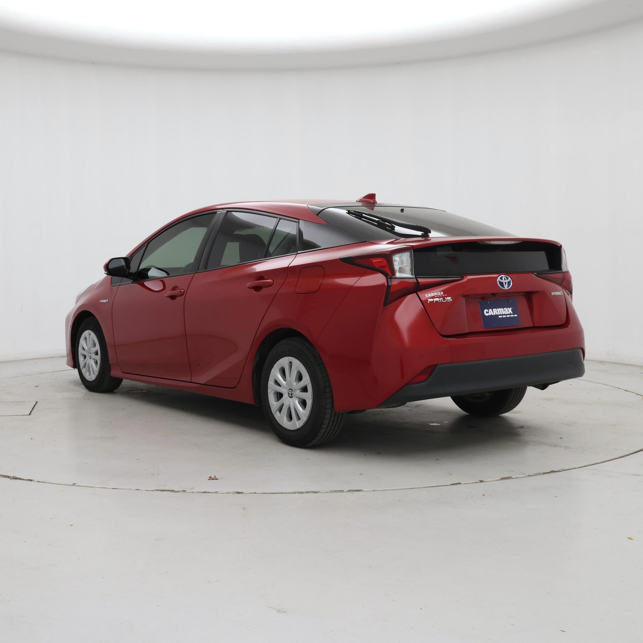 Thumbnail: 2019 Toyota Prius - 2