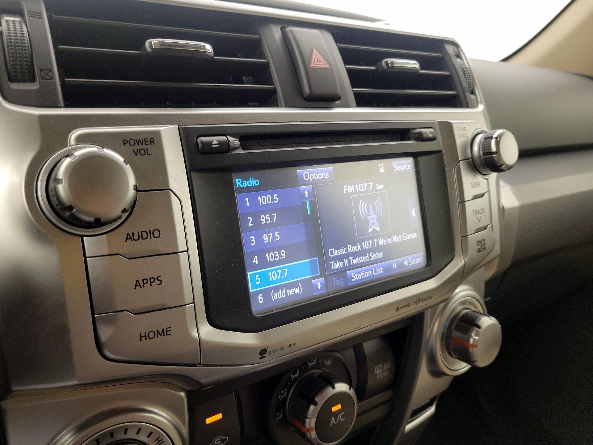 Thumbnail: 2019 Toyota 4Runner - 15