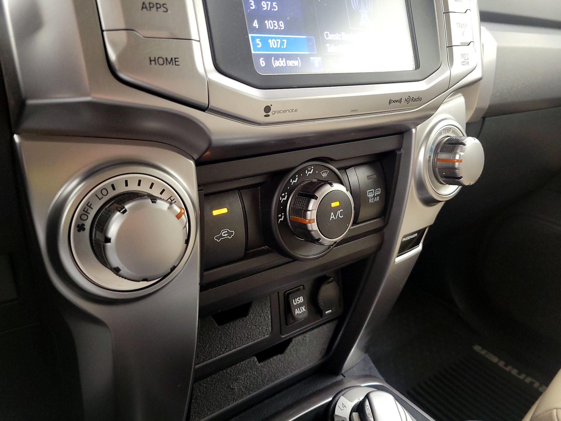 Thumbnail: 2019 Toyota 4Runner - 16