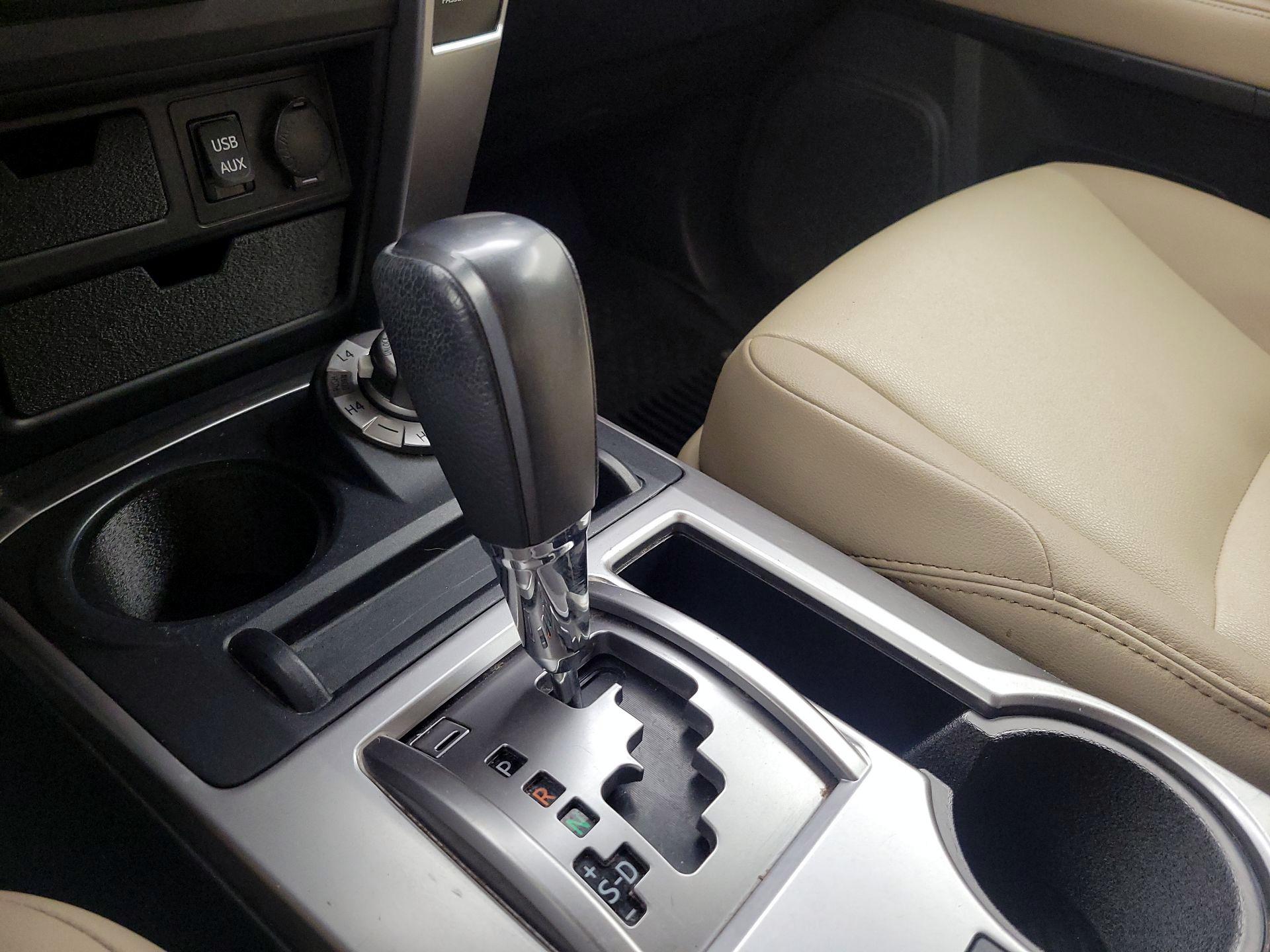 Thumbnail: 2019 Toyota 4Runner - 17