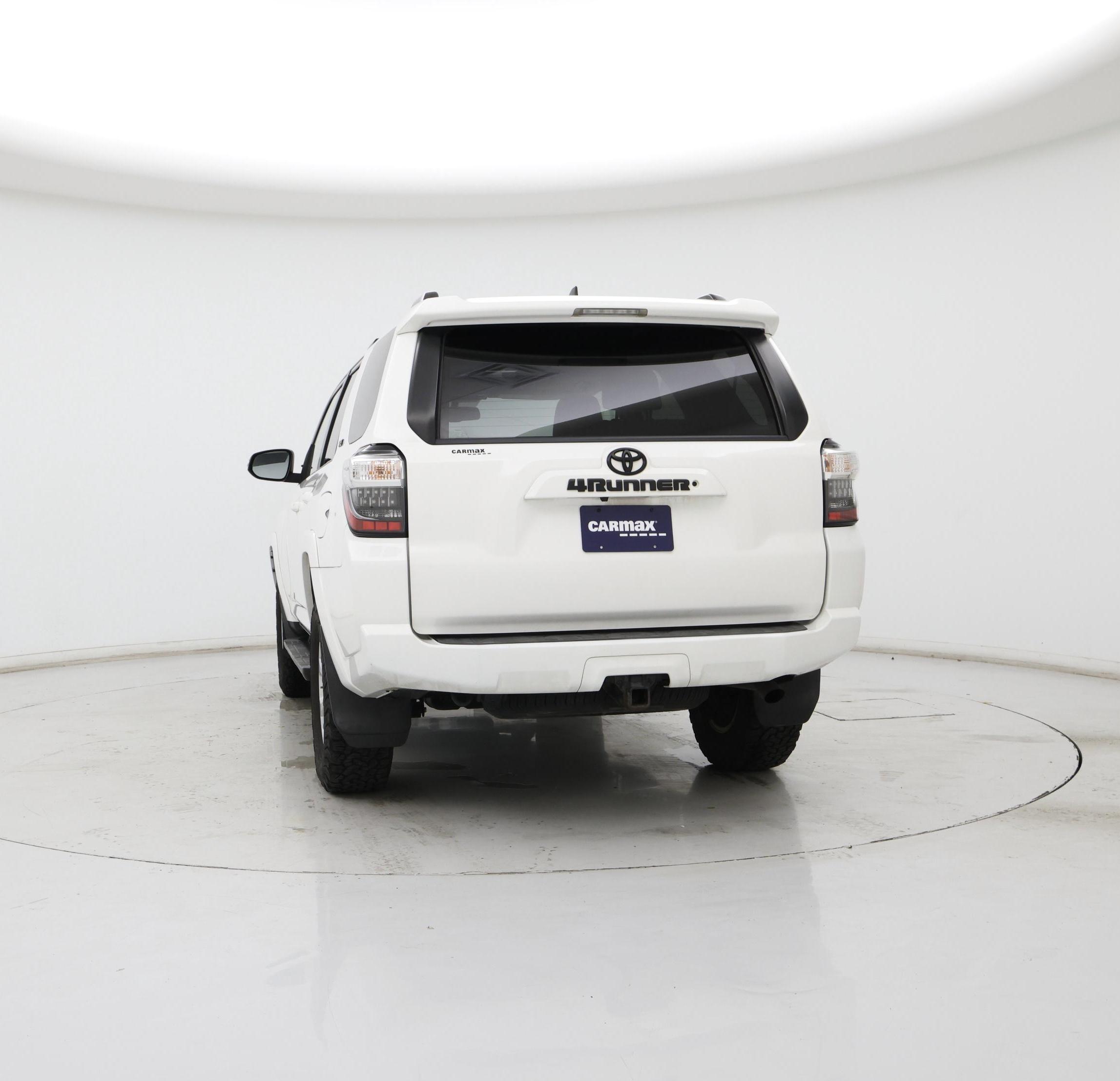 Thumbnail: 2019 Toyota 4Runner - 6