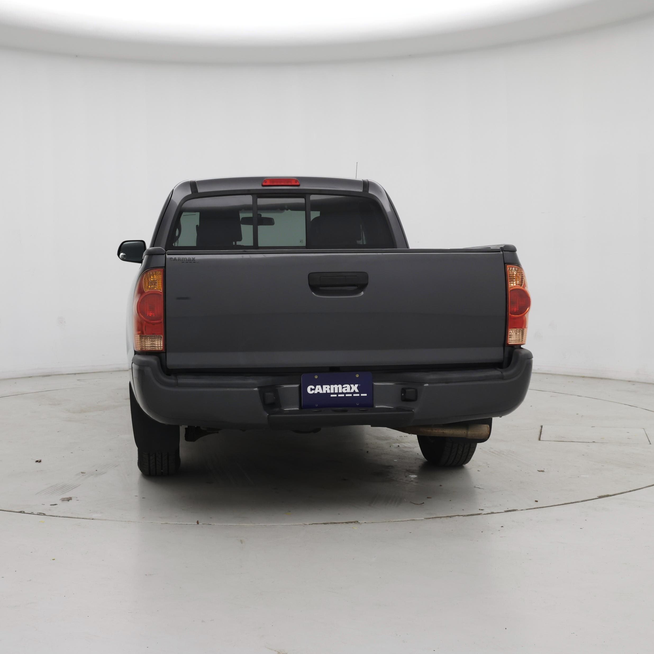 Thumbnail: 2015 Toyota Tacoma - 6