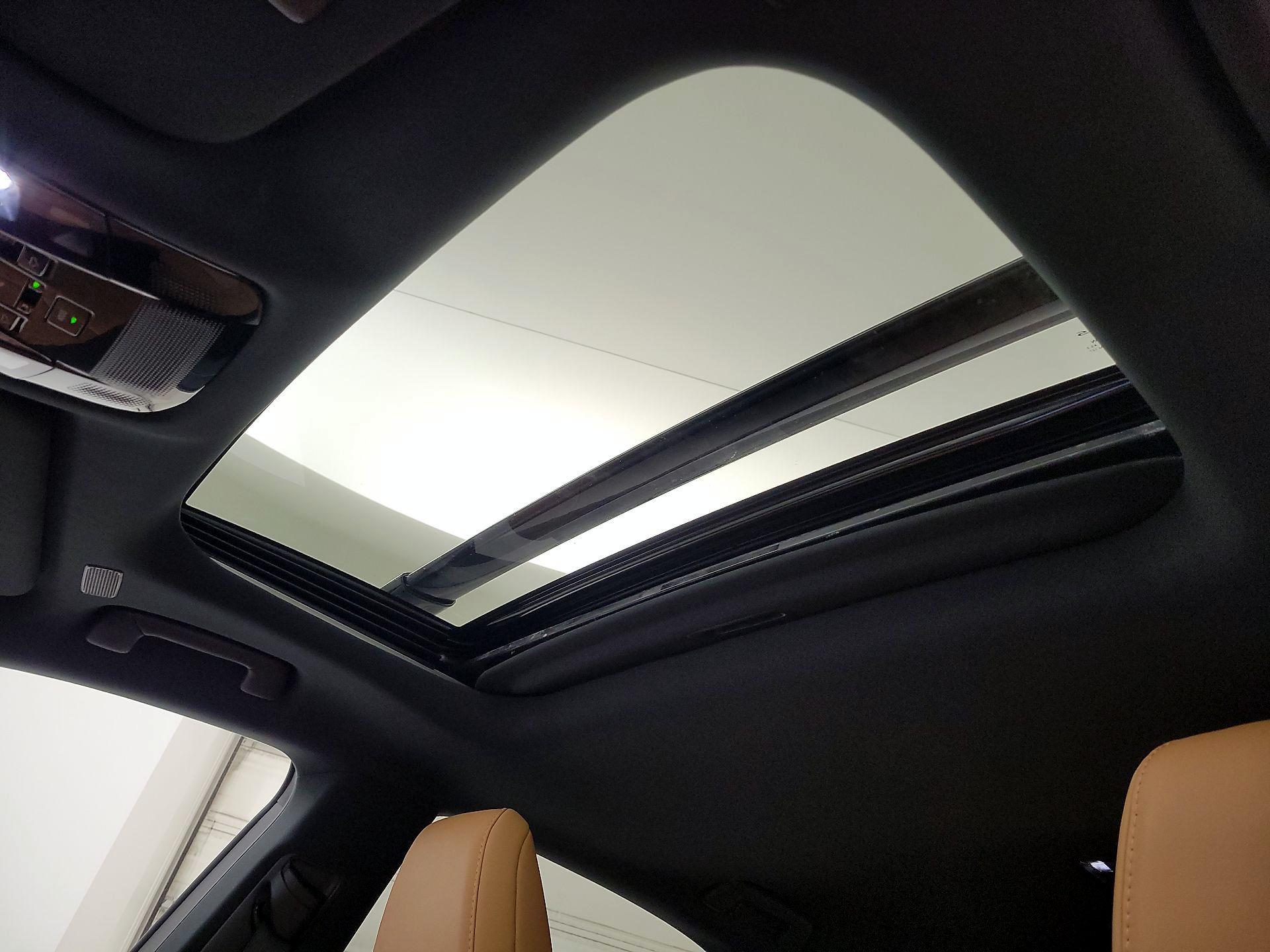 Thumbnail: 2023 Lexus RX - 19