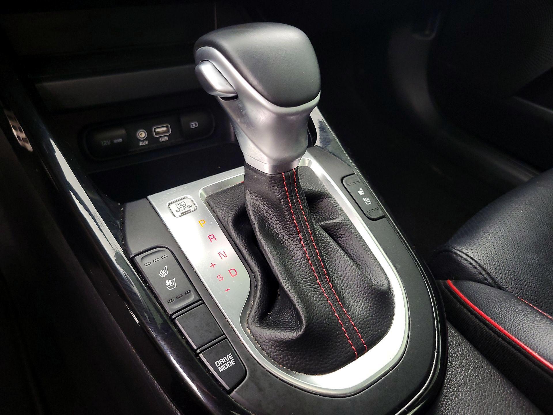 Thumbnail: 2021 Kia Forte - 17