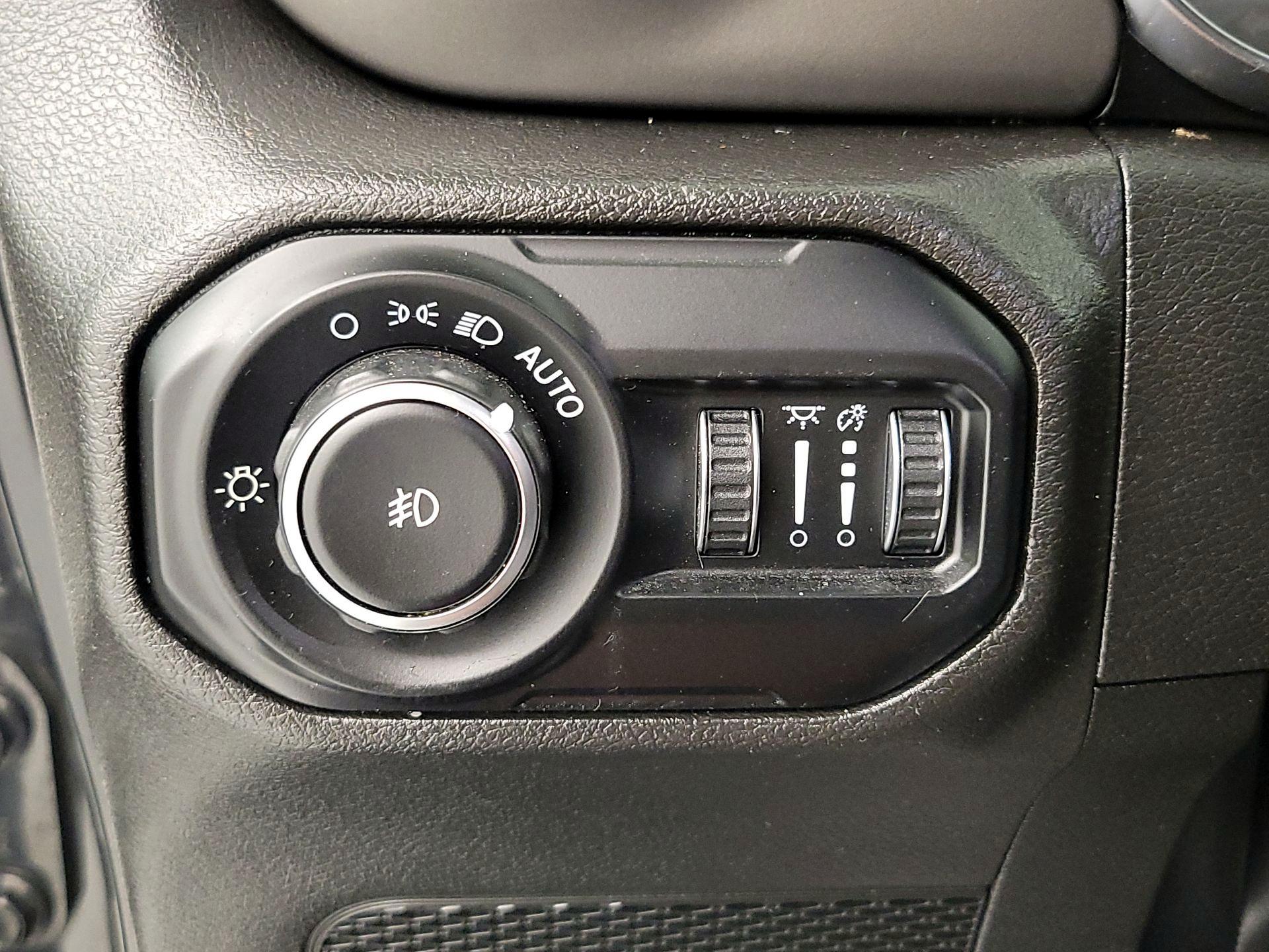 Thumbnail: 2022 Jeep Wrangler - 13