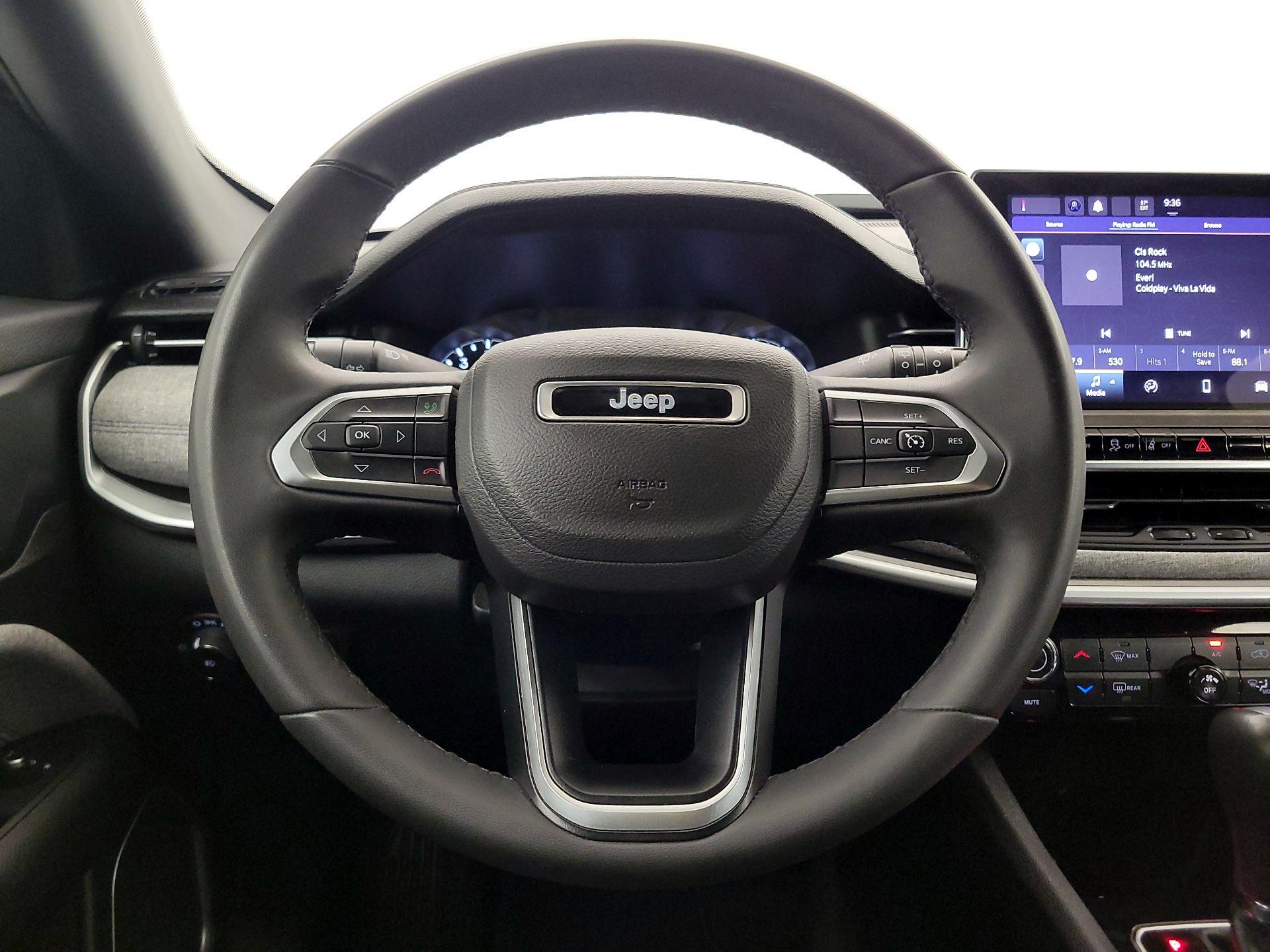 Thumbnail: 2023 Jeep Compass - 10