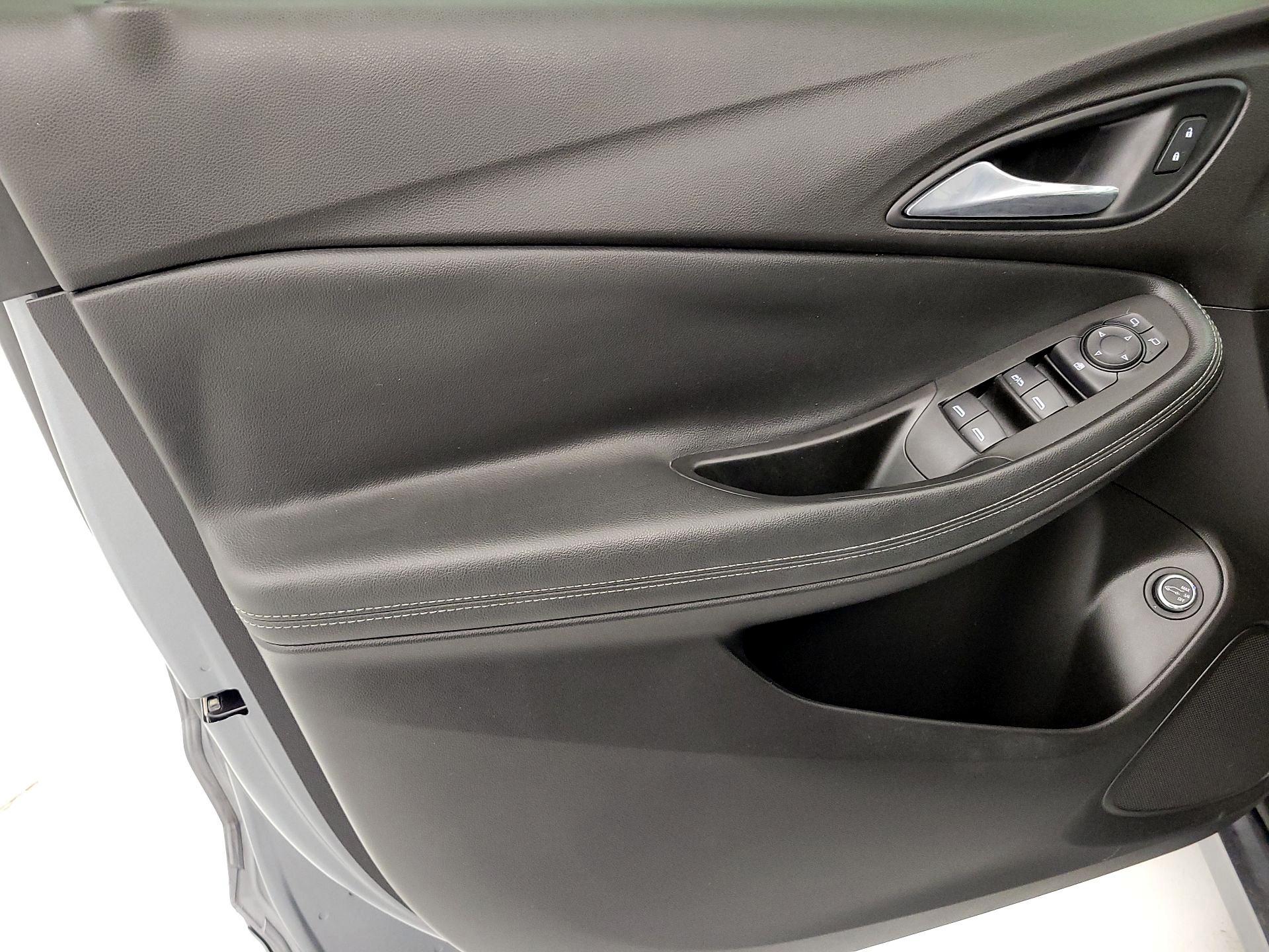 Thumbnail: 2020 Buick Encore GX - 12