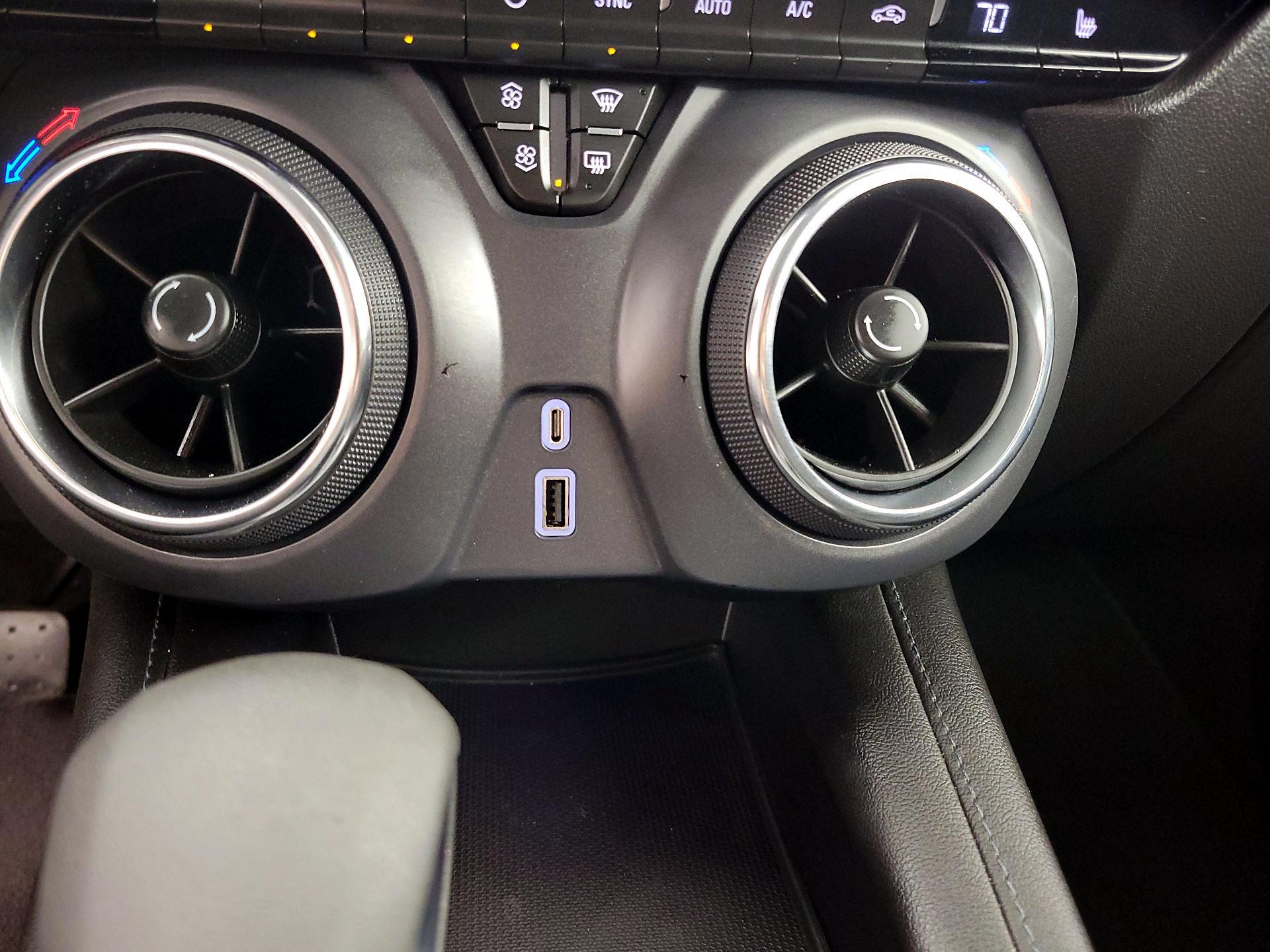 Thumbnail: 2021 Chevrolet Blazer - 18