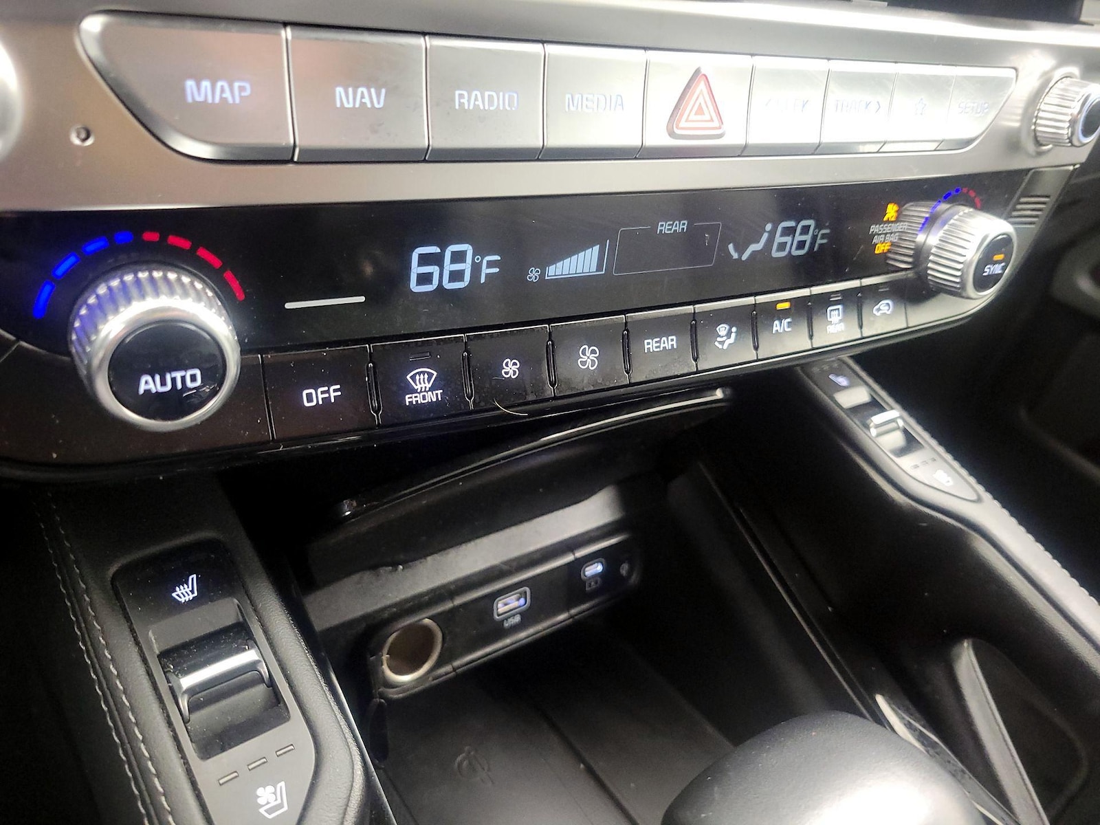 2024 Kia Telluride EX X-Line - Photo 18