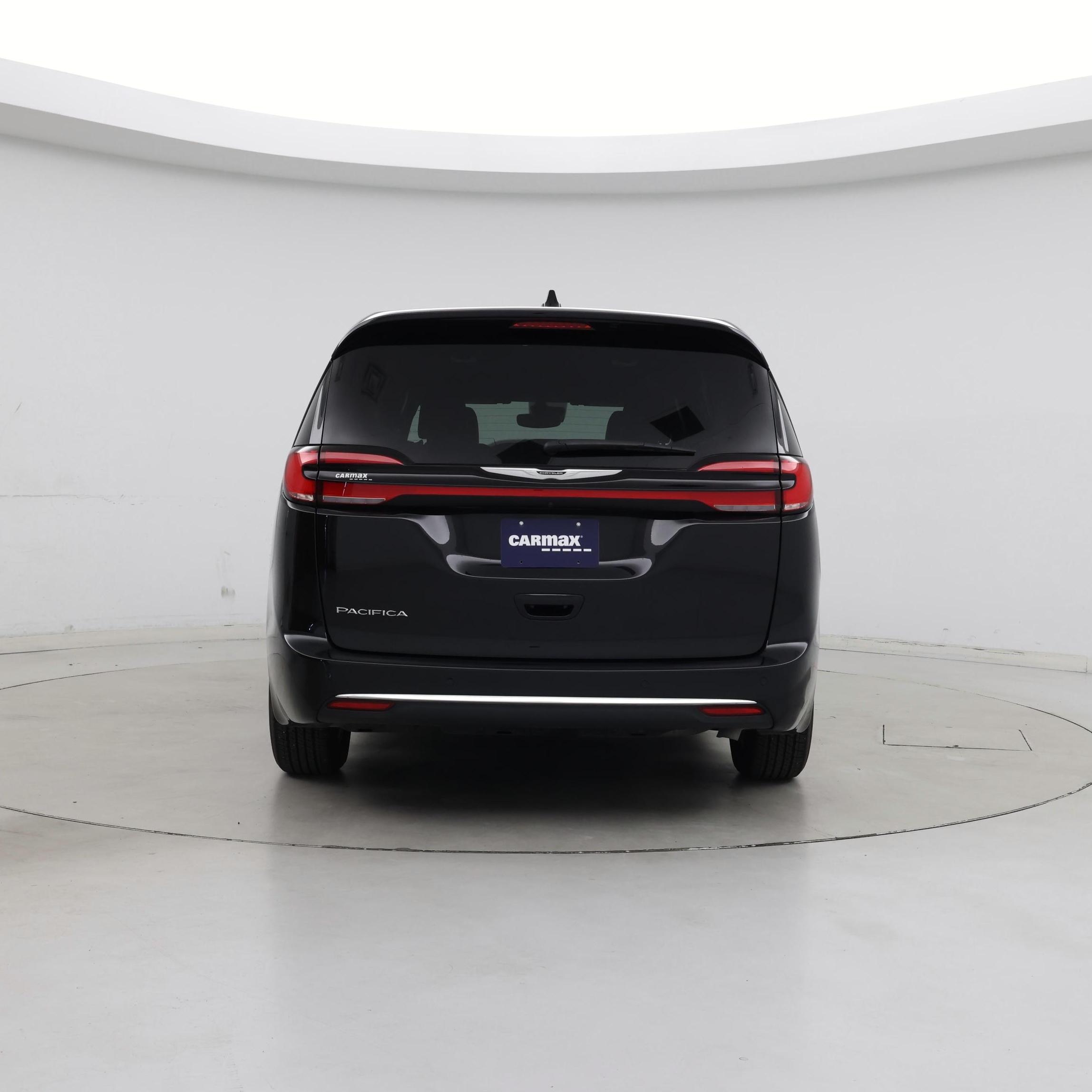 Thumbnail: 2025 Chrysler Pacifica - 6