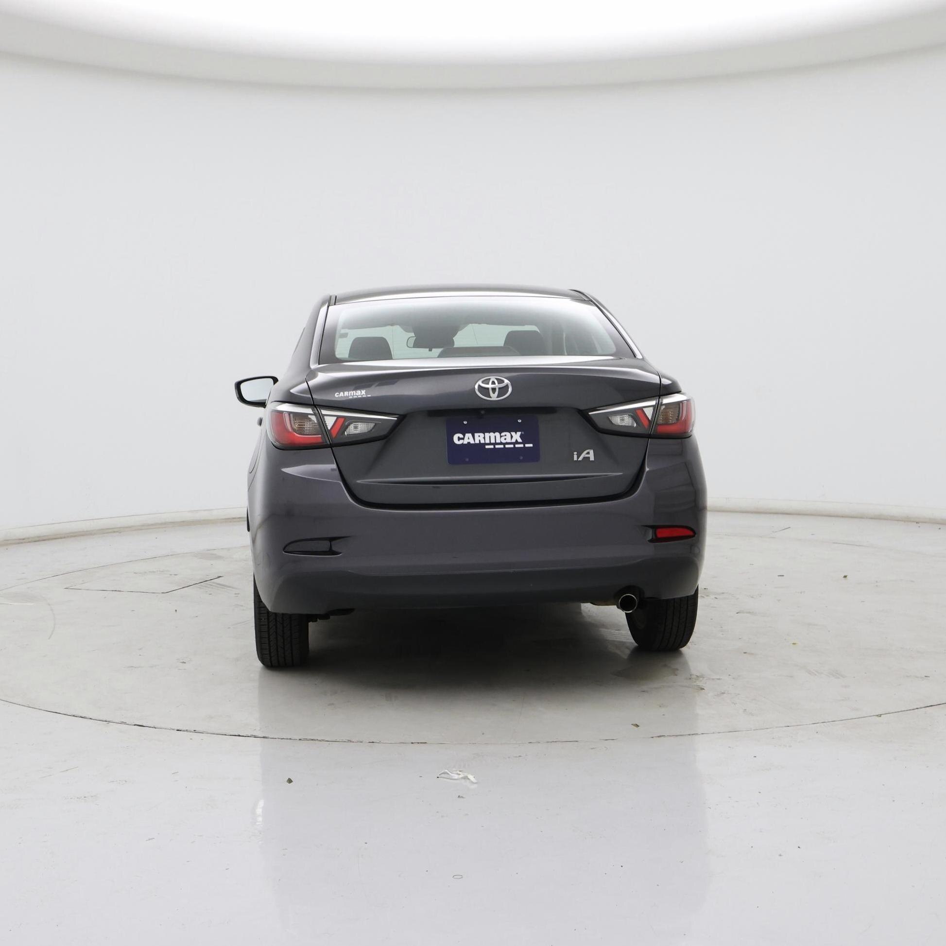 Thumbnail: 2018 Toyota Yaris iA - 6