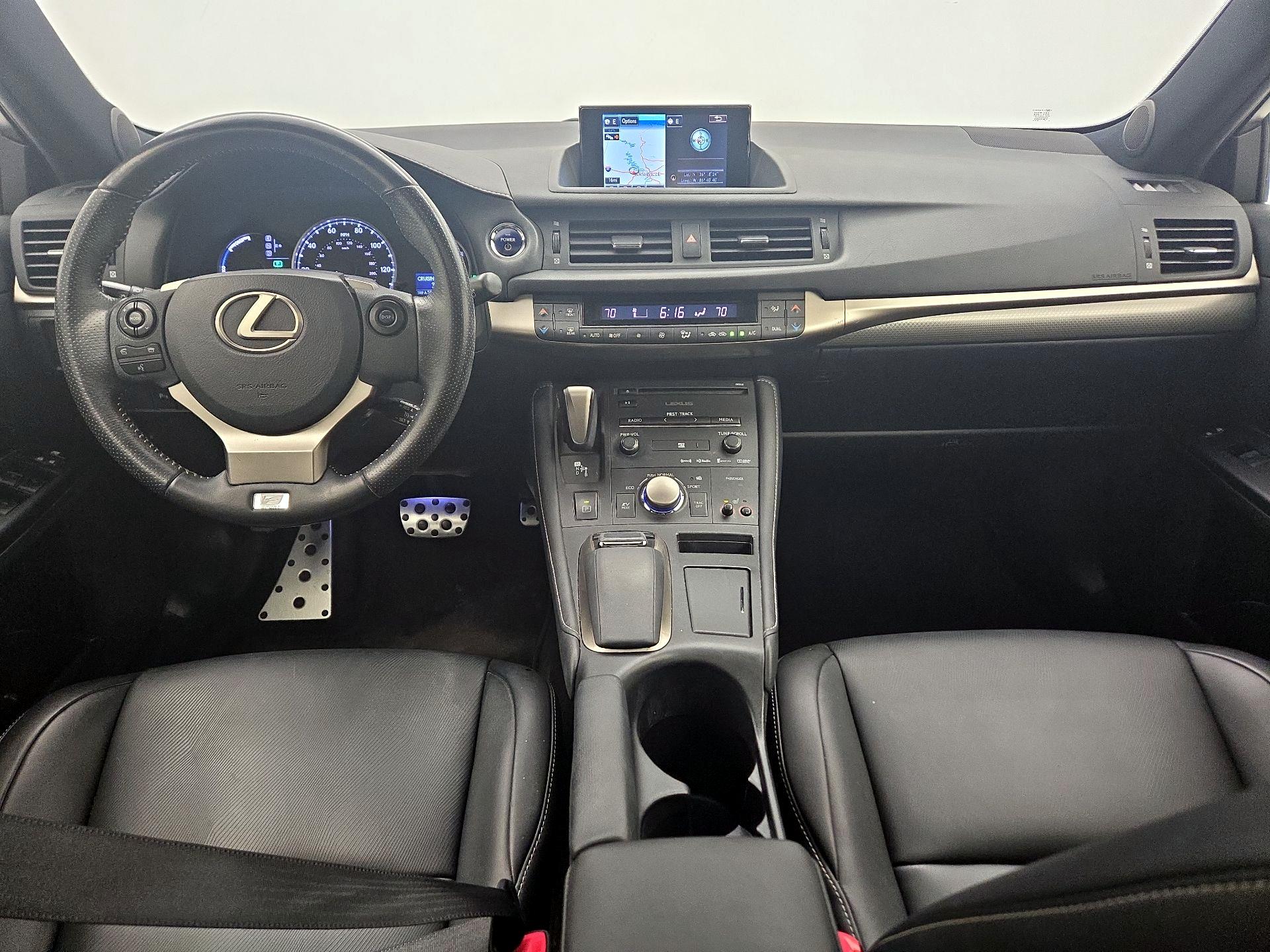 Thumbnail: 2015 Lexus CT - 9