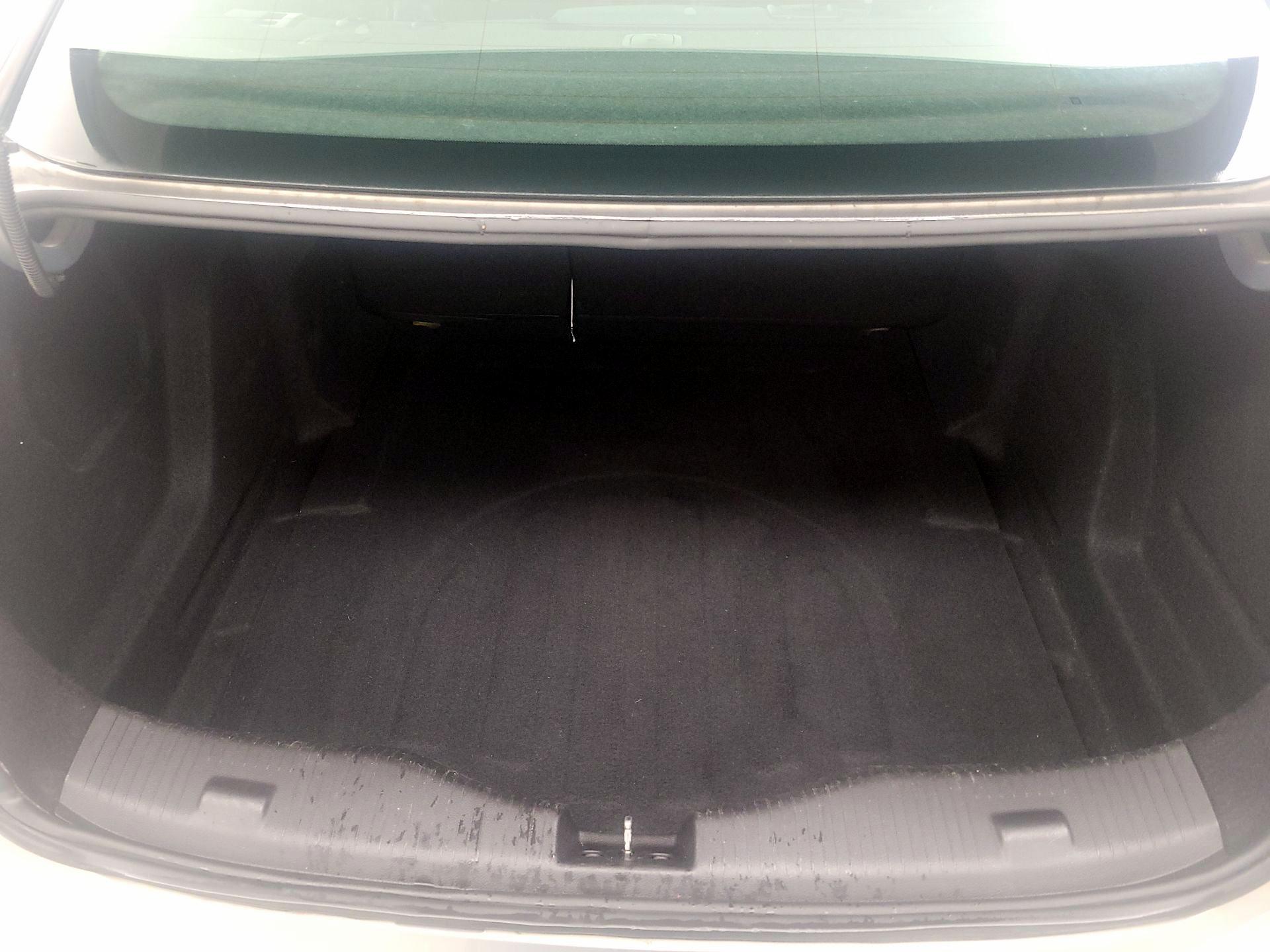 Thumbnail: 2018 Chevrolet Cruze - 20