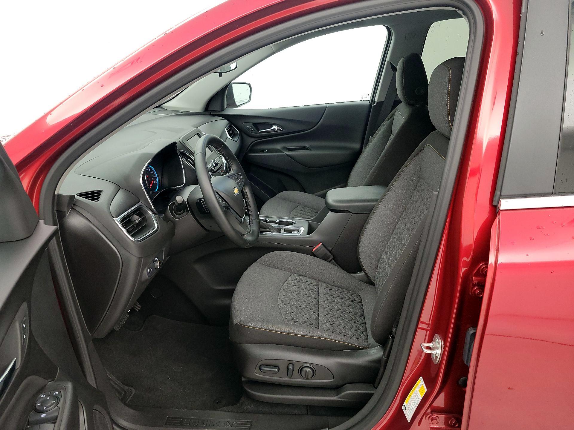 Thumbnail: 2024 Chevrolet Equinox - 11