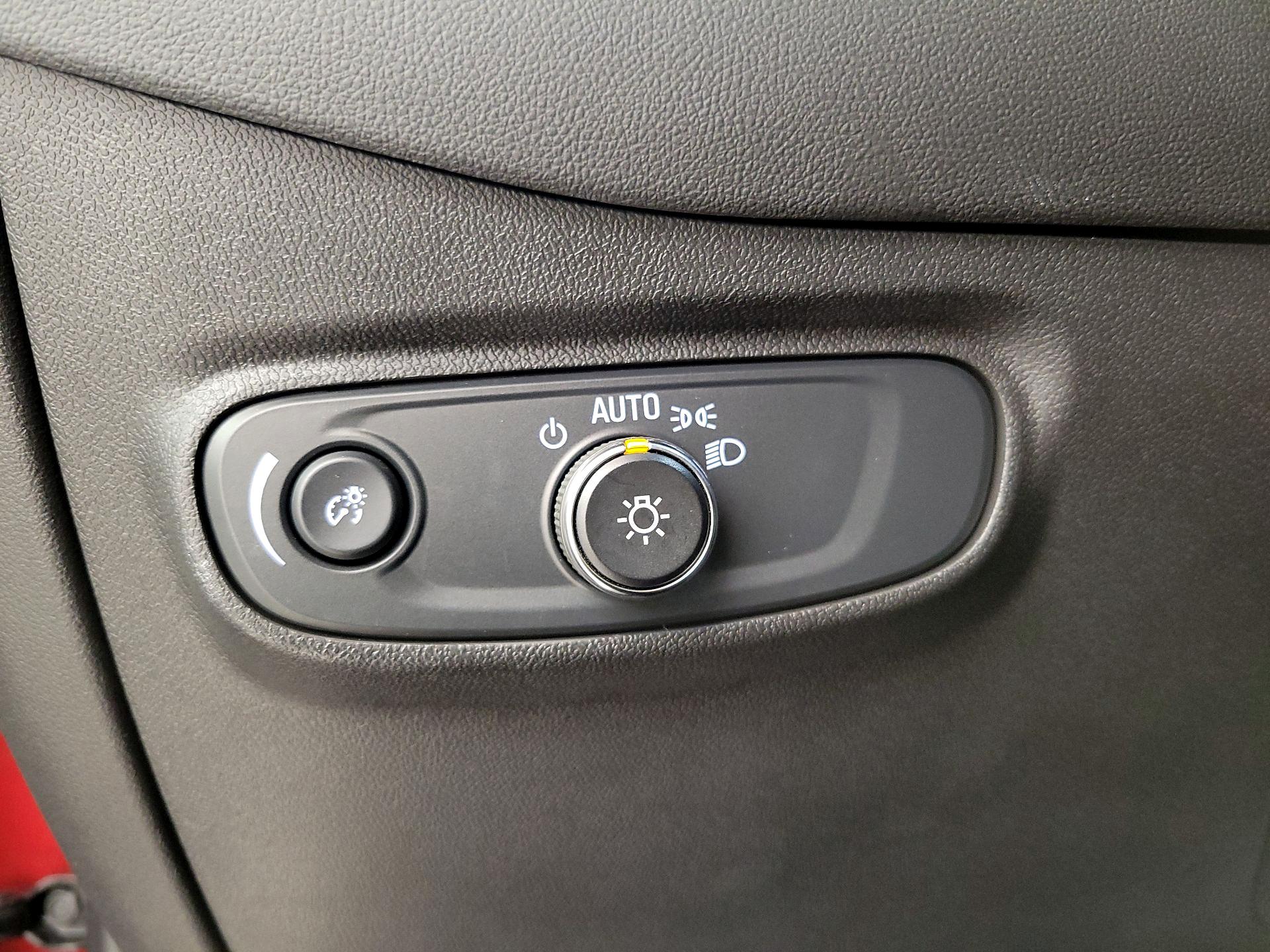 Thumbnail: 2024 Chevrolet Equinox - 13