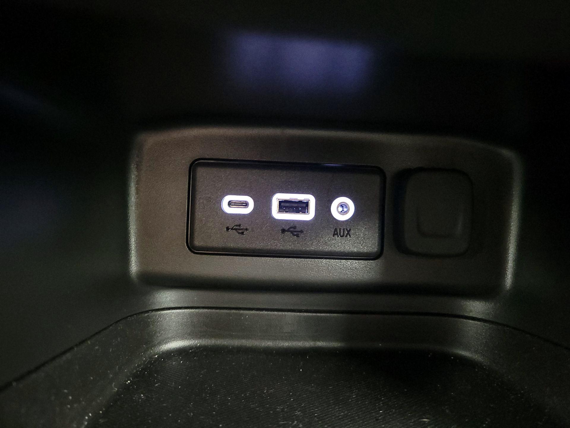 Thumbnail: 2024 Chevrolet Equinox - 18