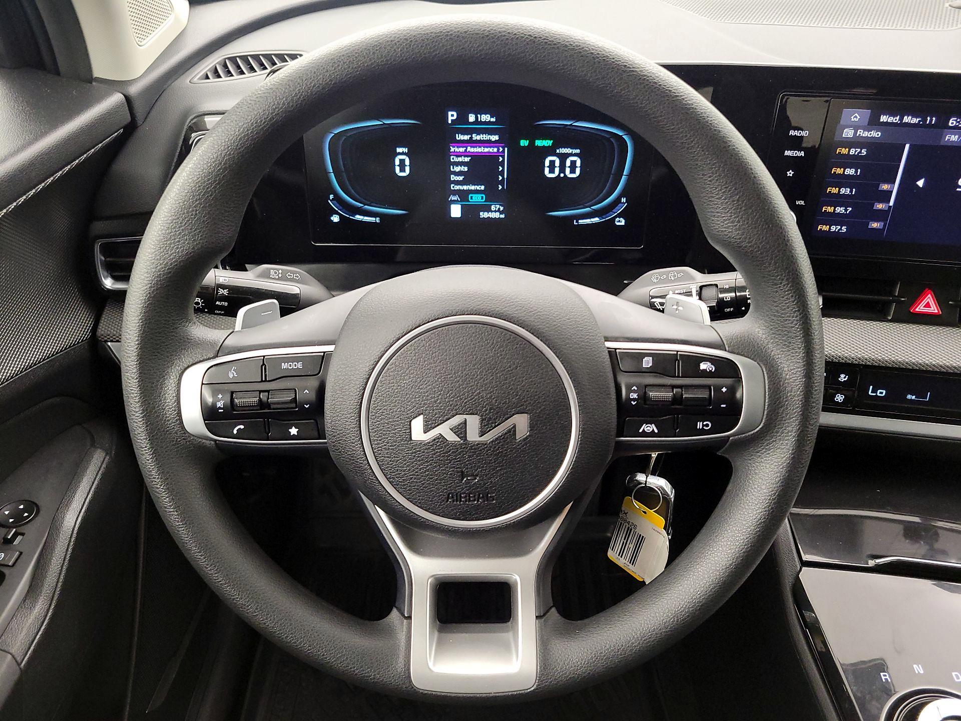 Thumbnail: 2023 Kia Sportage - 10