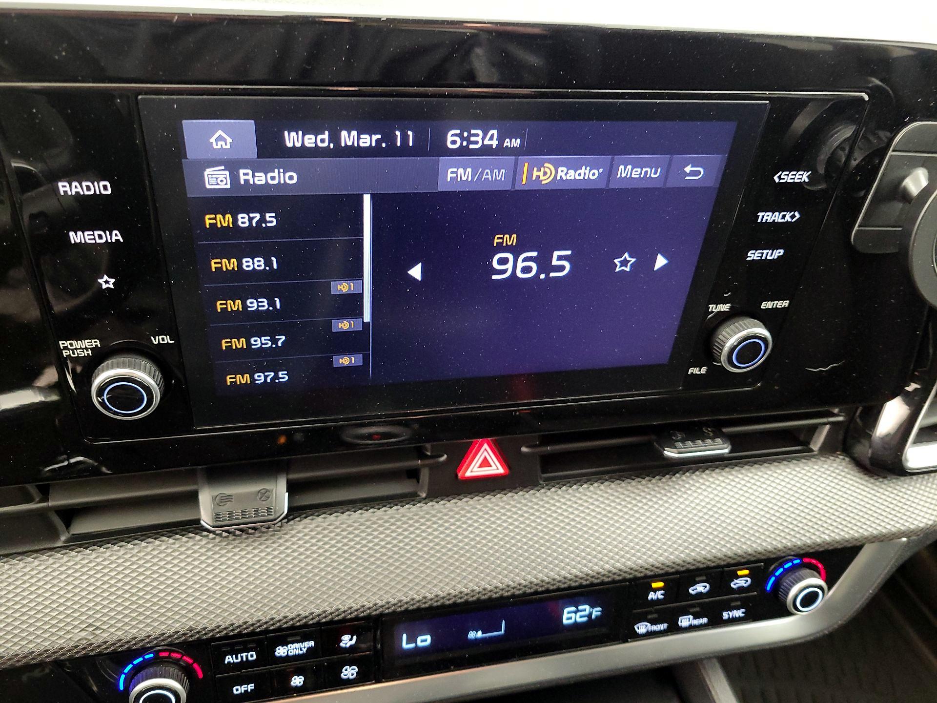 Thumbnail: 2023 Kia Sportage - 15