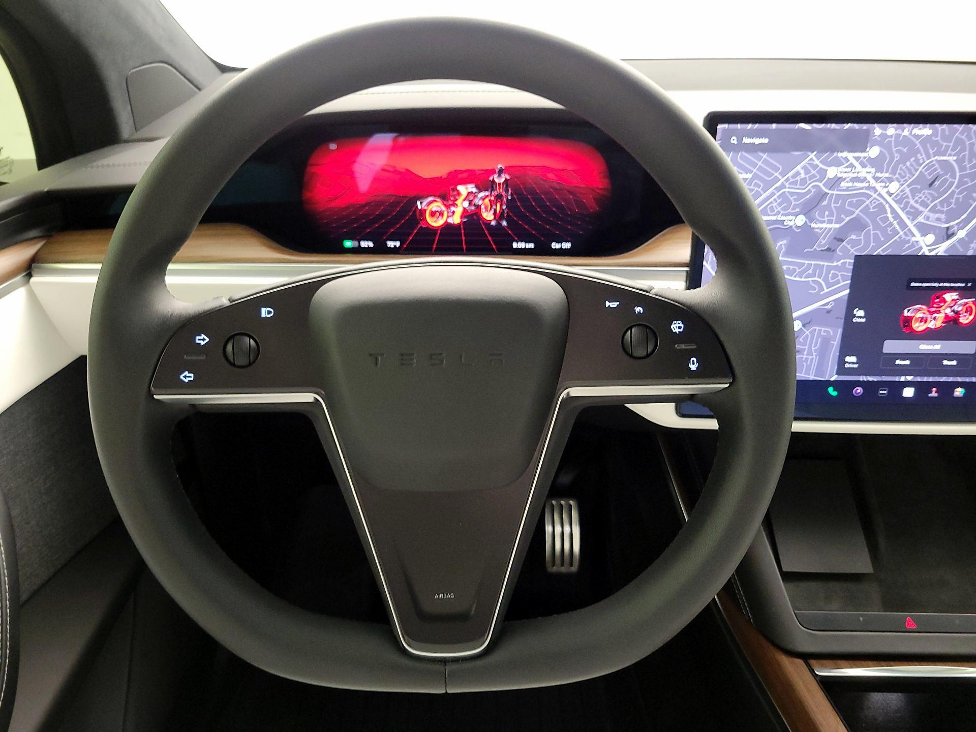 Thumbnail: 2022 Tesla Model X - 10