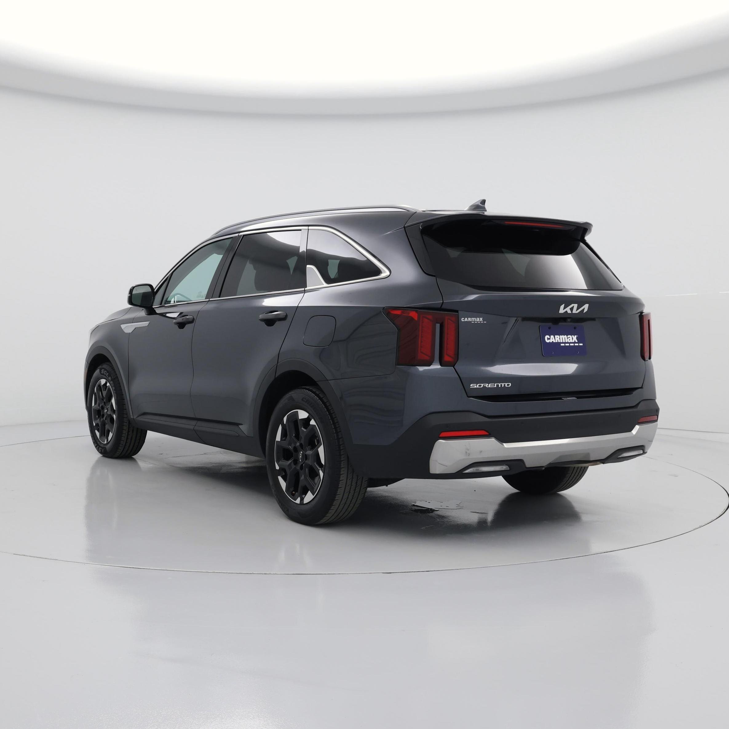 Thumbnail: 2024 Kia Sorento - 2