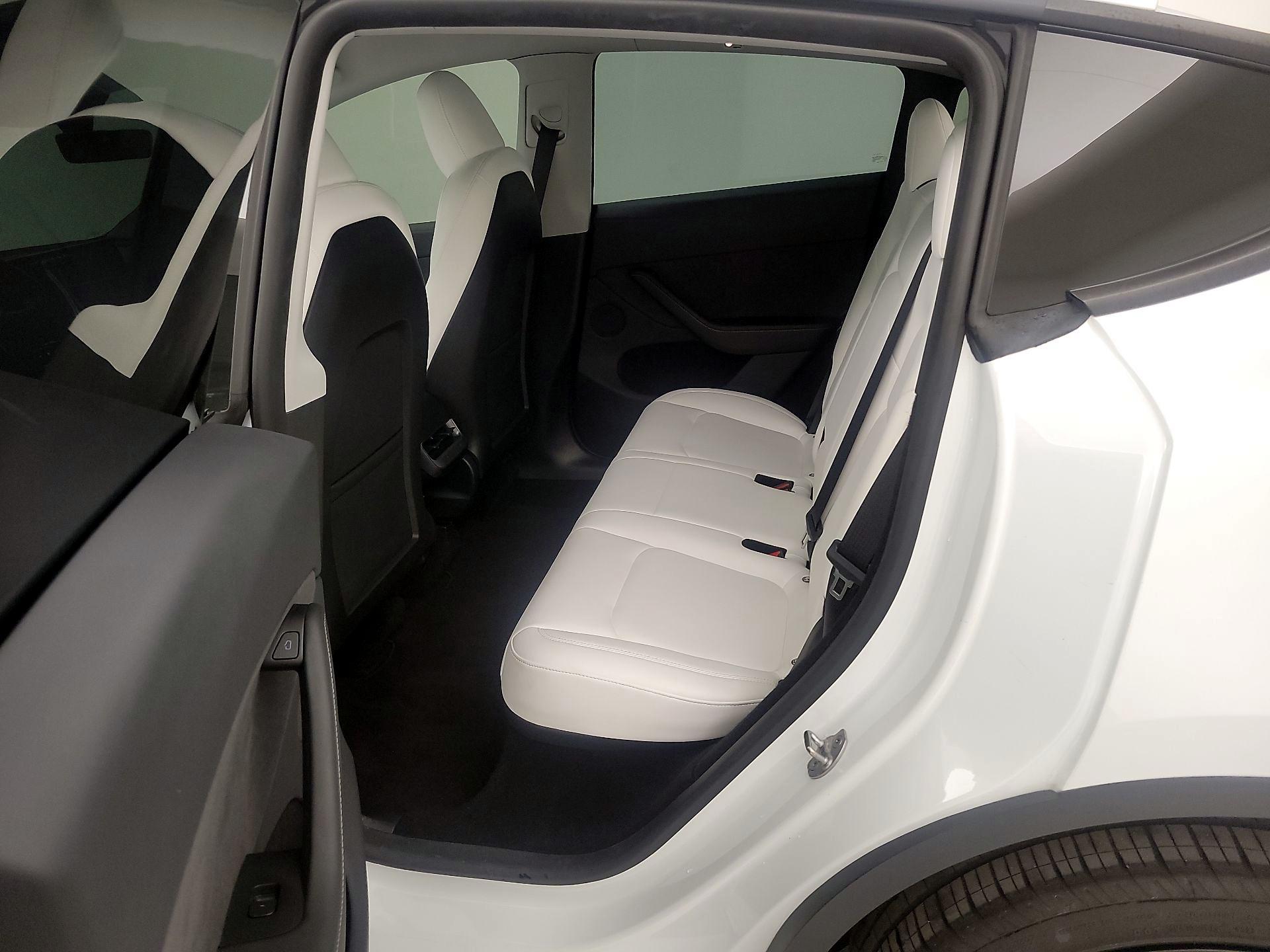 Thumbnail: 2024 Tesla Model Y - 20