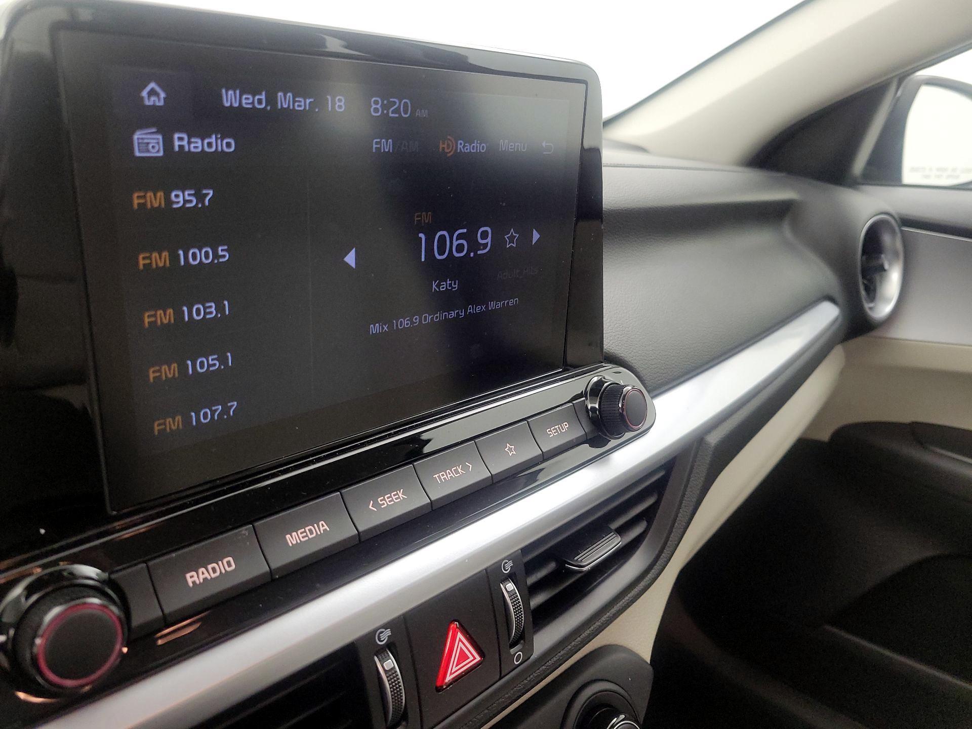 Thumbnail: 2023 Kia Forte - 15