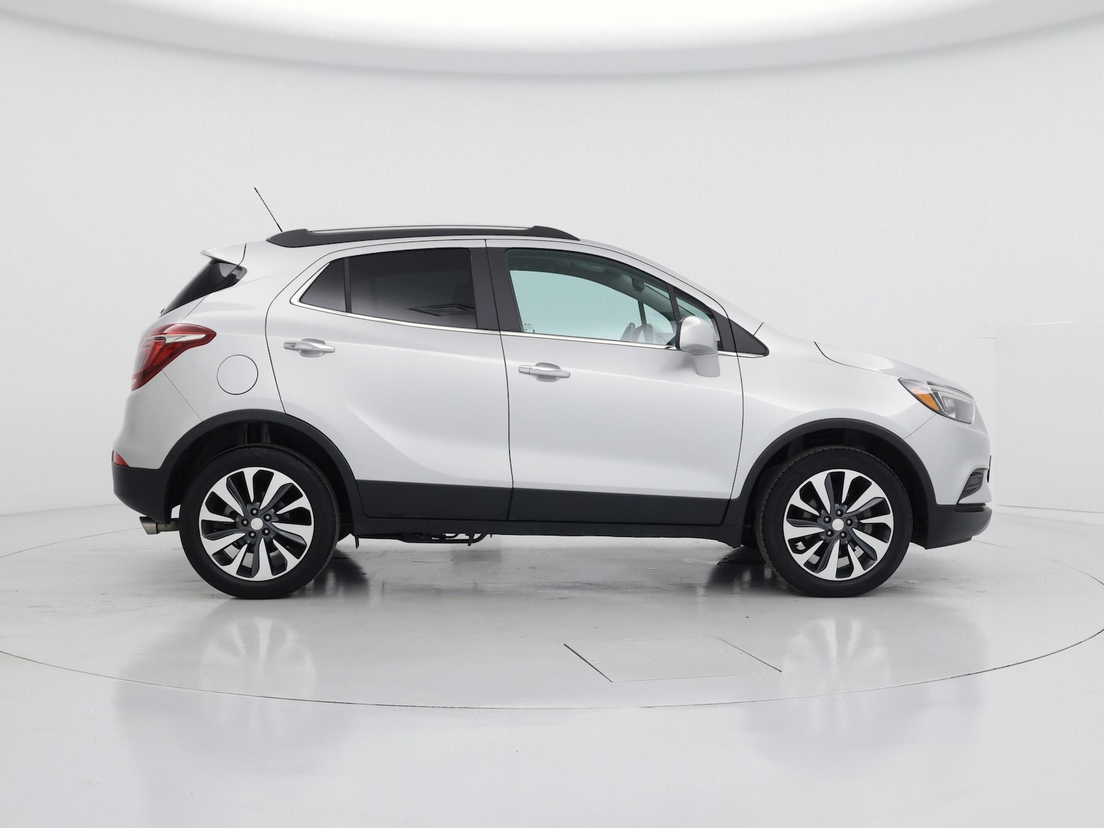 2022 Buick Encore Preferred - Photo 8