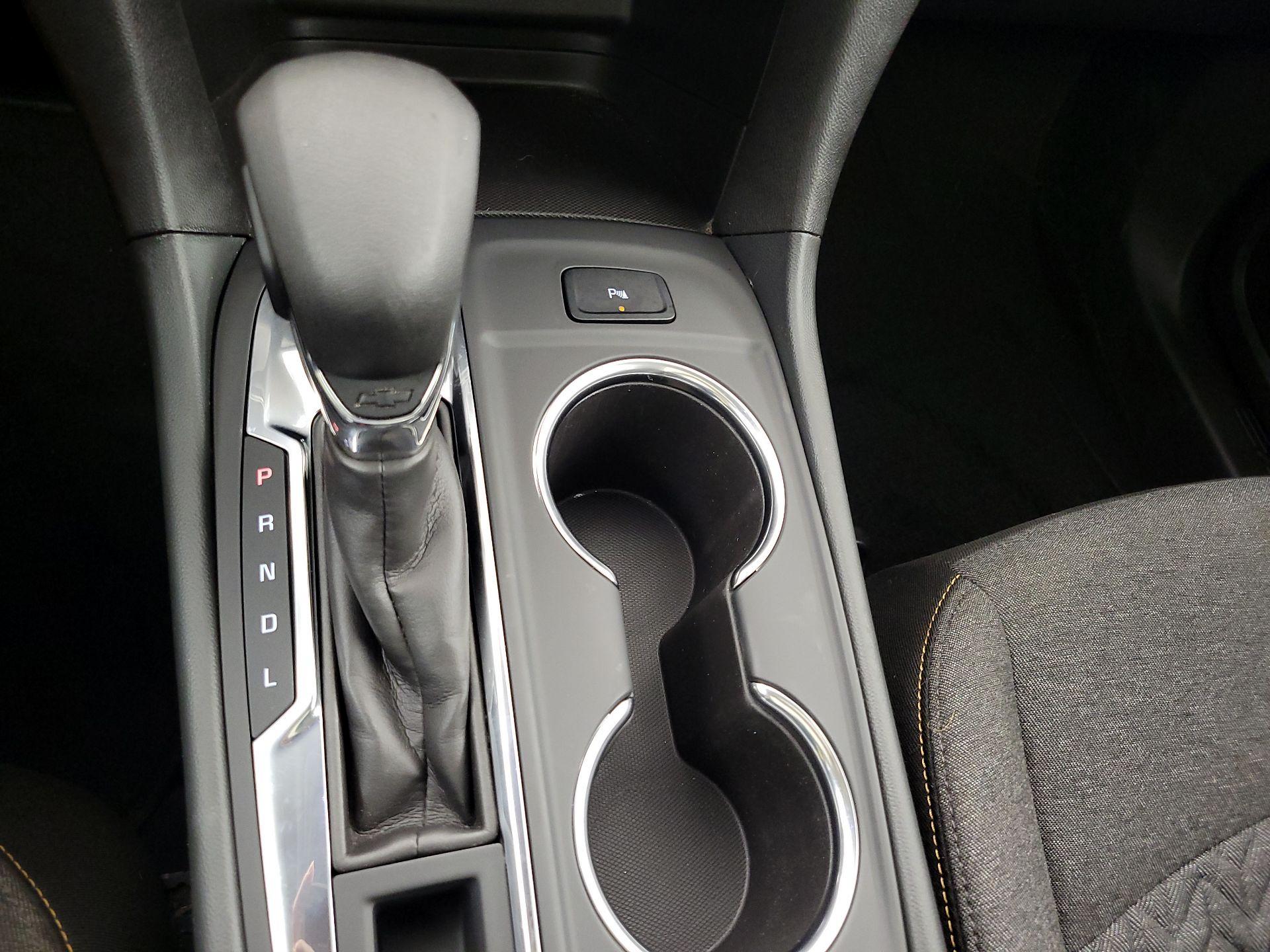 Thumbnail: 2022 Chevrolet Equinox - 17