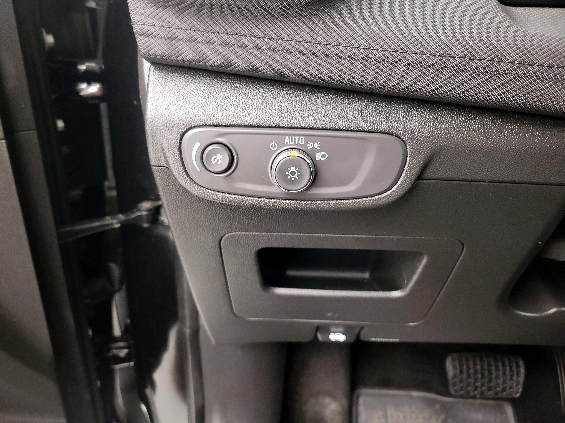 Thumbnail: 2024 Chevrolet TrailBlazer - 13