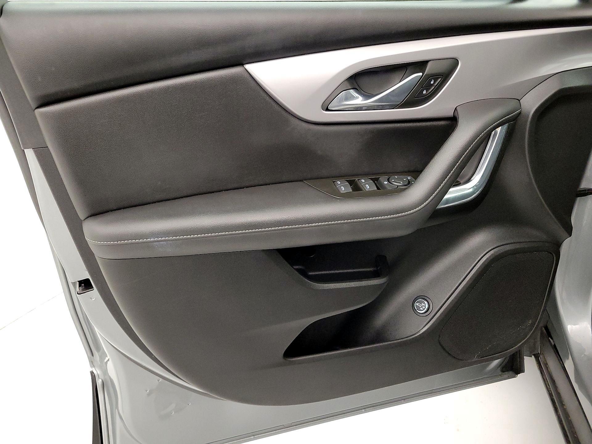 Thumbnail: 2023 Chevrolet Blazer - 12