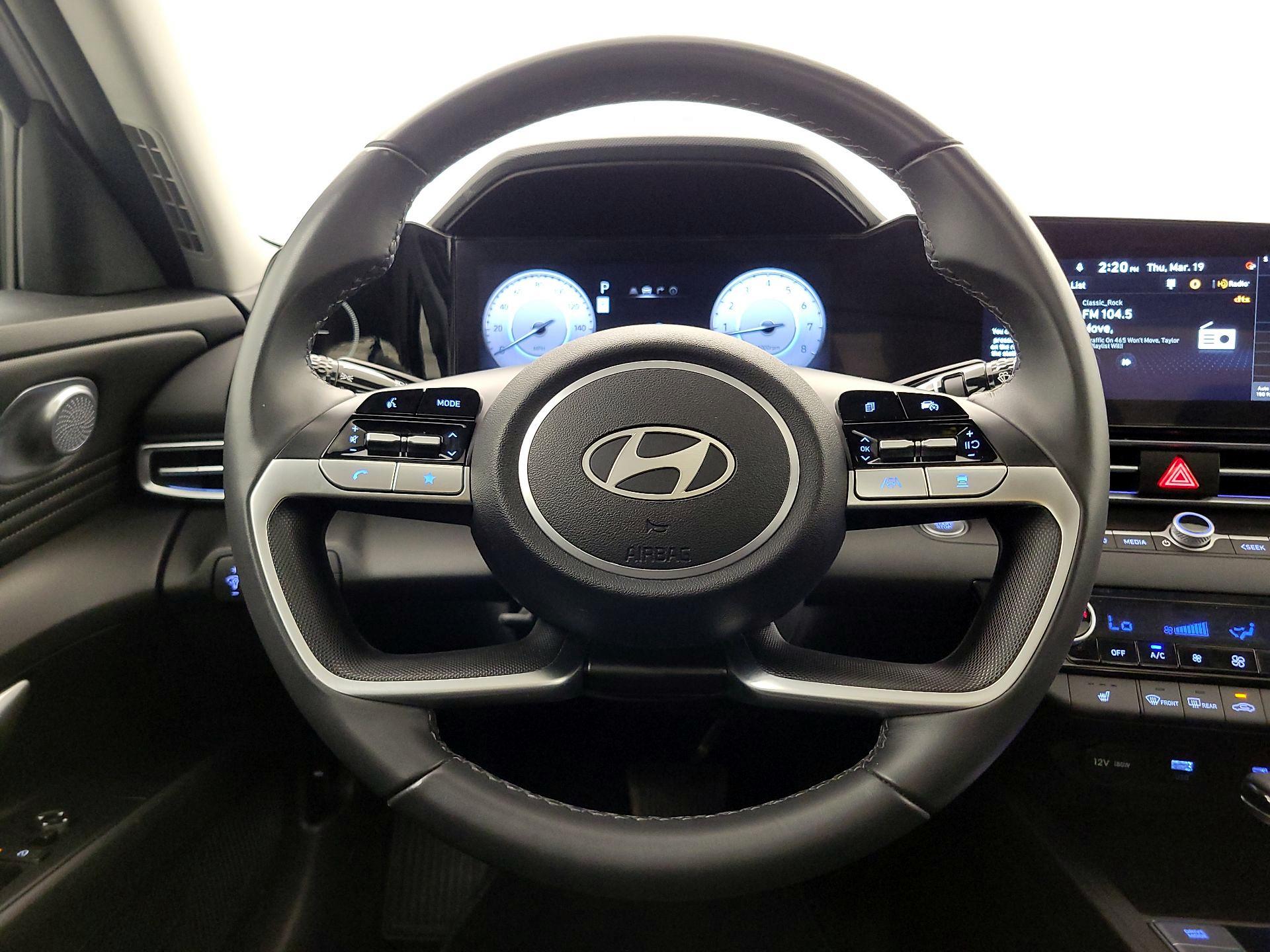 Thumbnail: 2025 Hyundai Elantra - 10