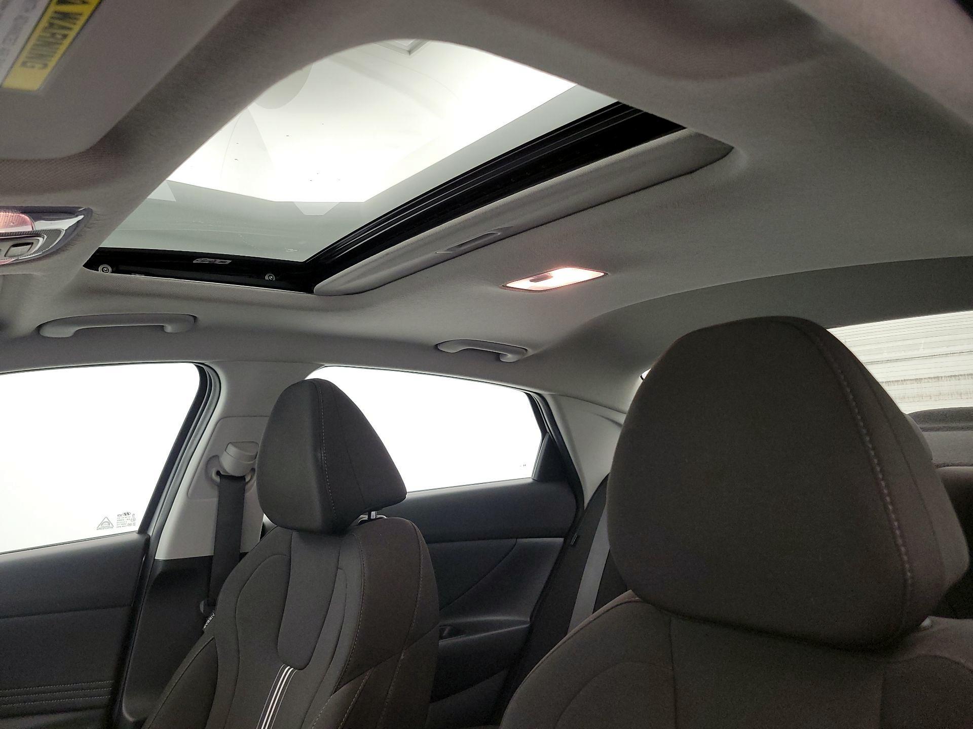 Thumbnail: 2025 Hyundai Elantra - 20