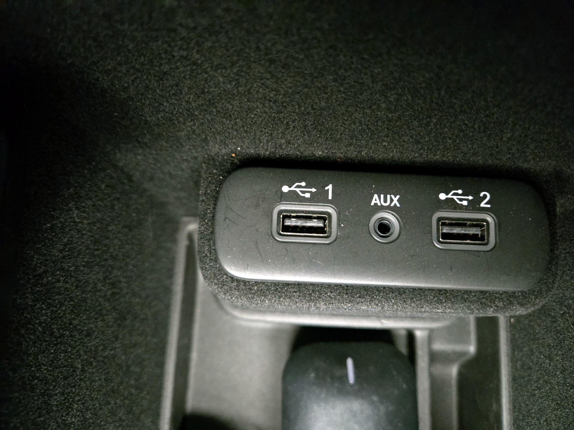 Thumbnail: 2021 Dodge Charger - 18