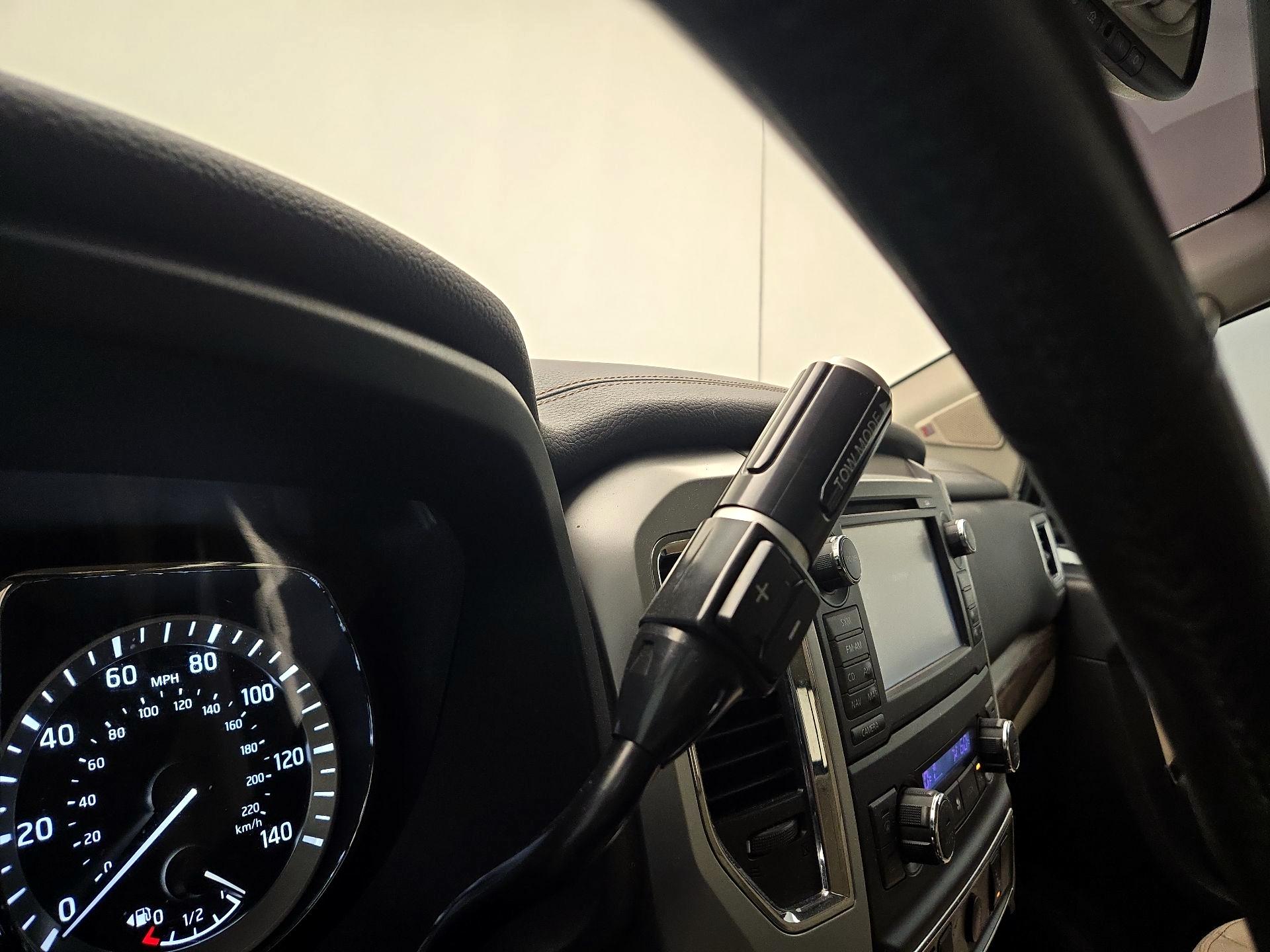 Thumbnail: 2017 Nissan Titan - 17