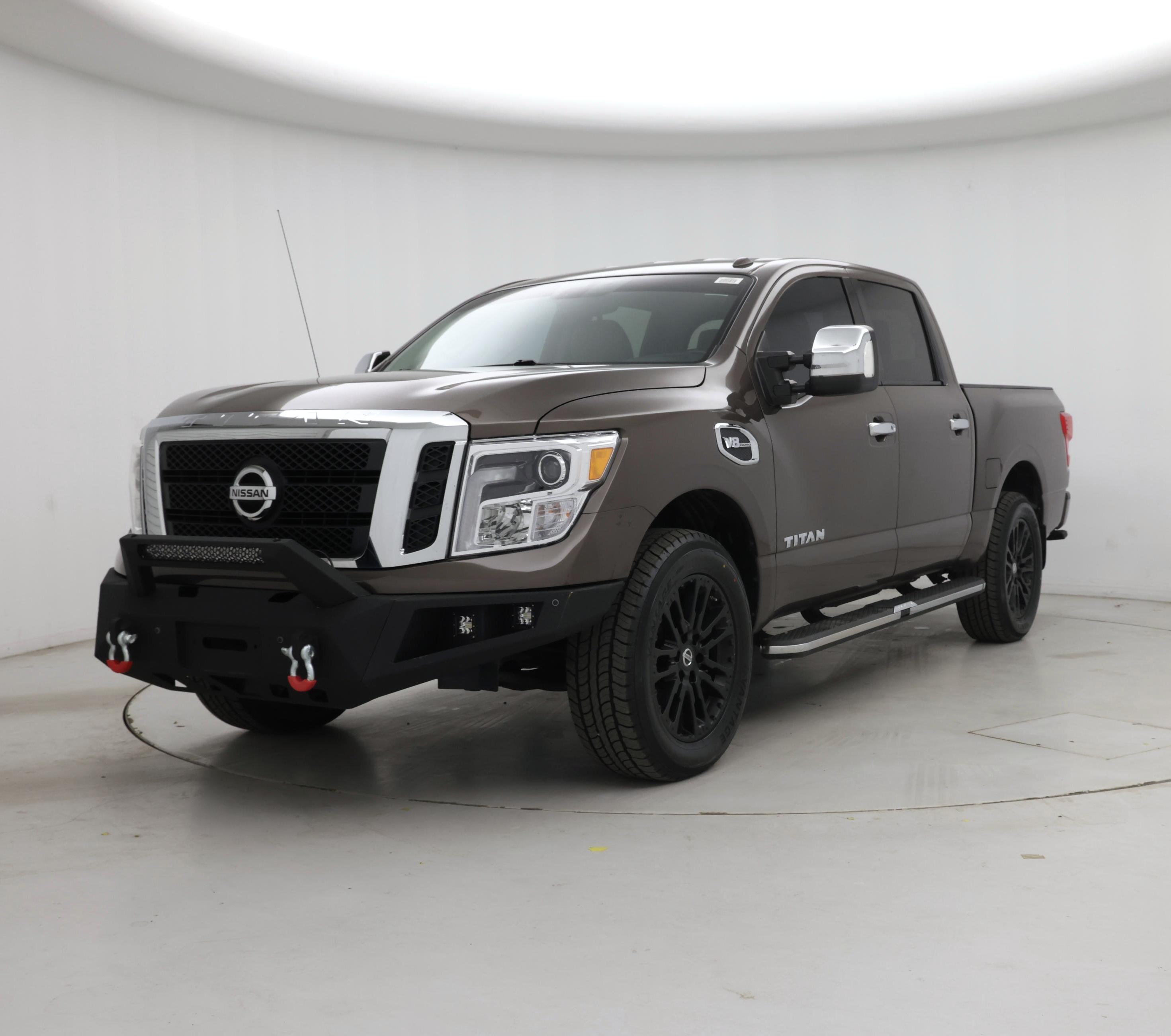 Thumbnail: 2017 Nissan Titan - 4
