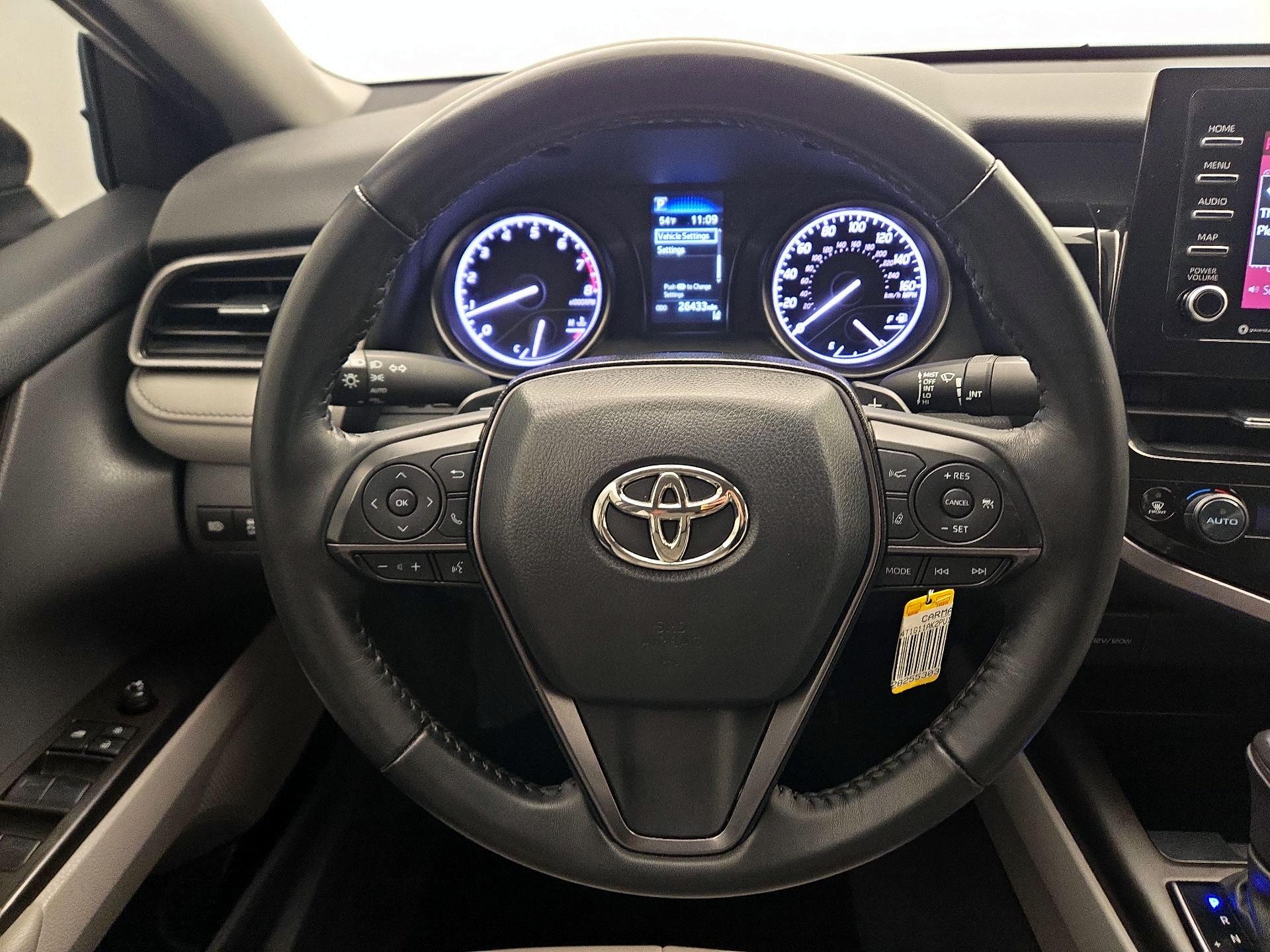 Thumbnail: 2023 Toyota Camry - 10