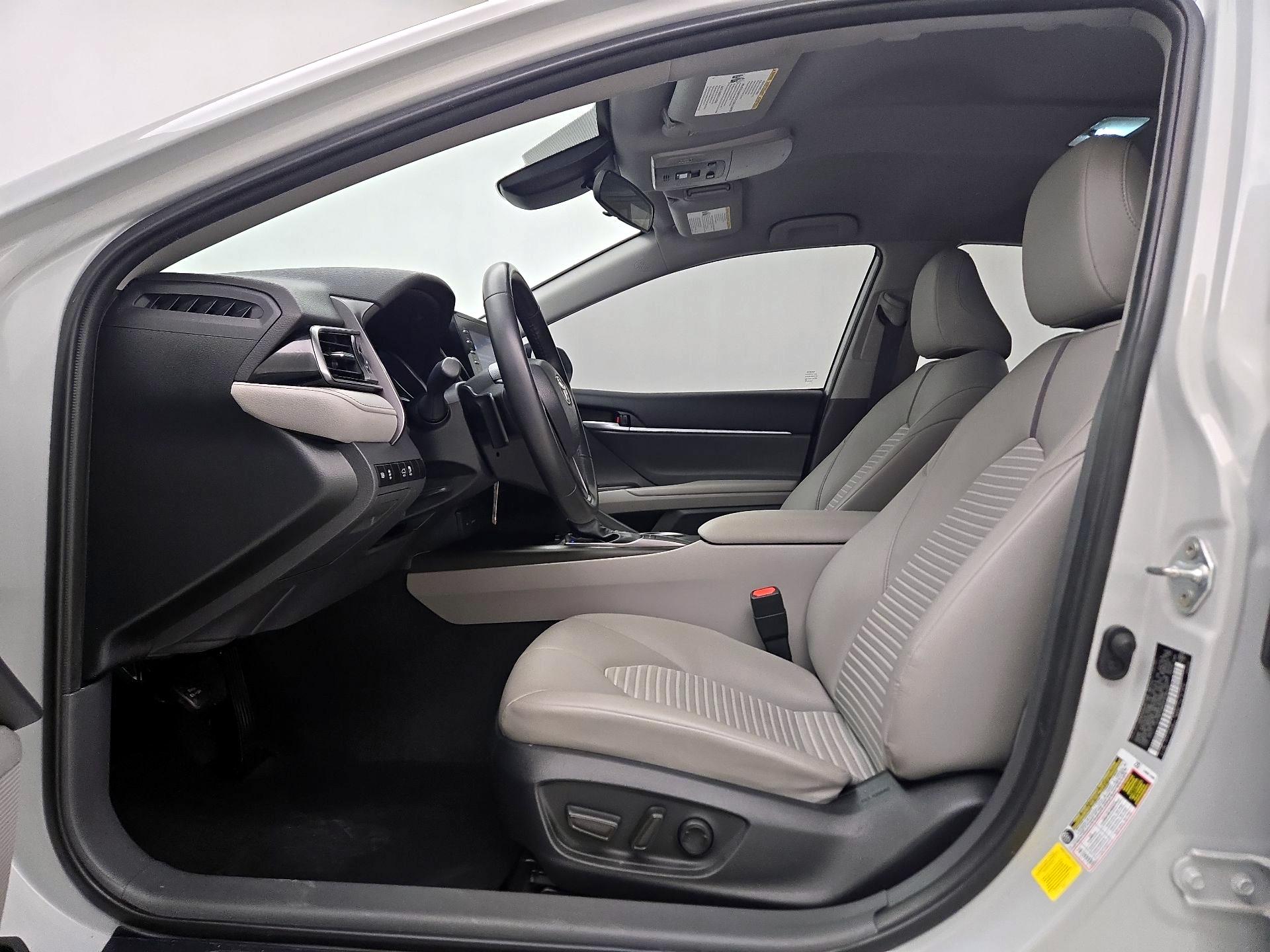 Thumbnail: 2023 Toyota Camry - 11