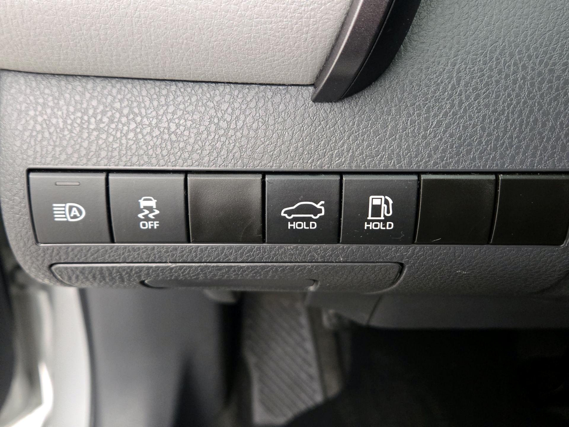 Thumbnail: 2023 Toyota Camry - 13