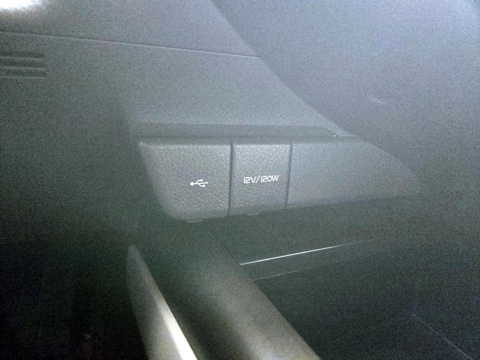 Thumbnail: 2023 Toyota Camry - 18