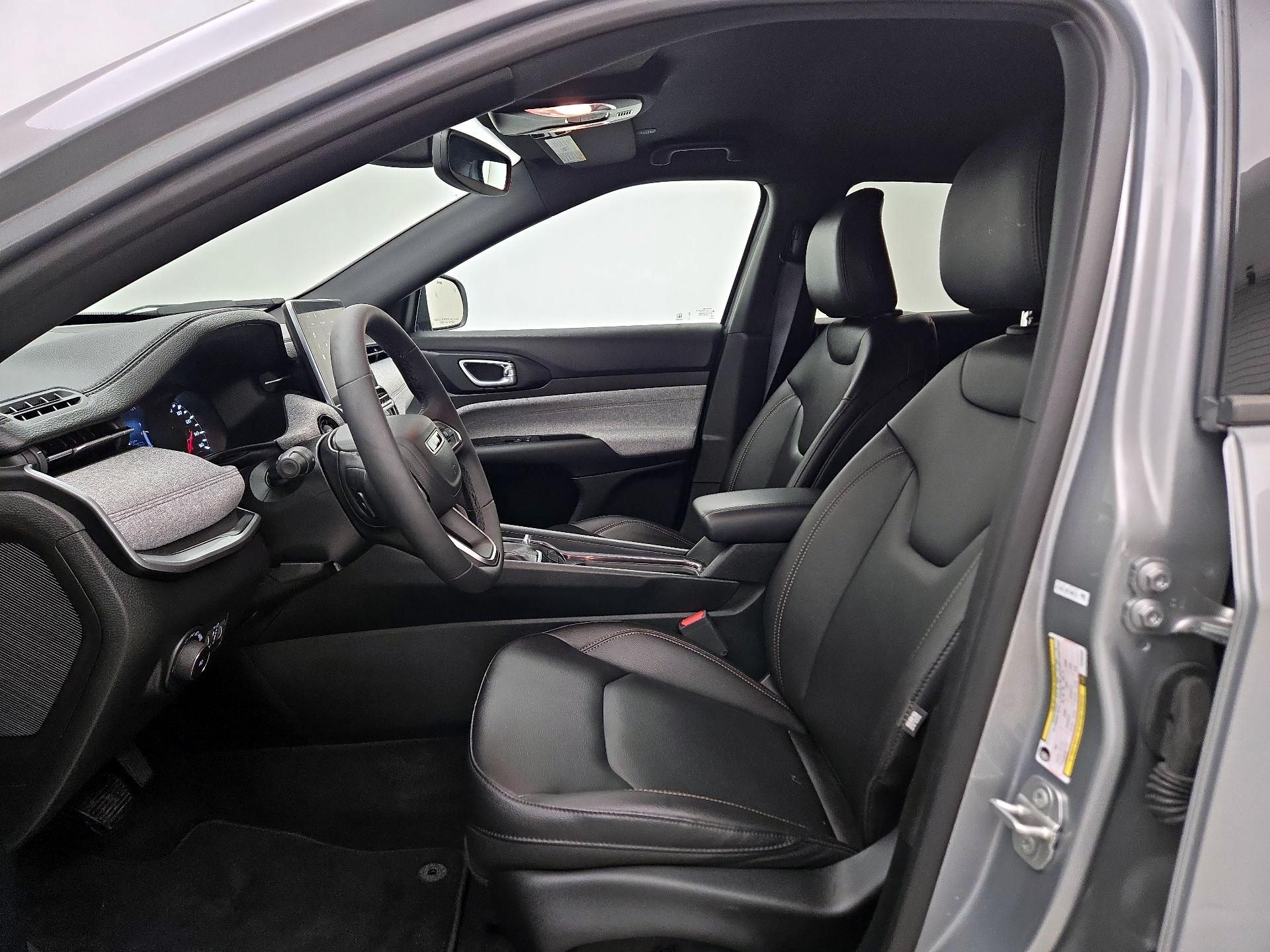 Thumbnail: 2024 Jeep Compass - 11