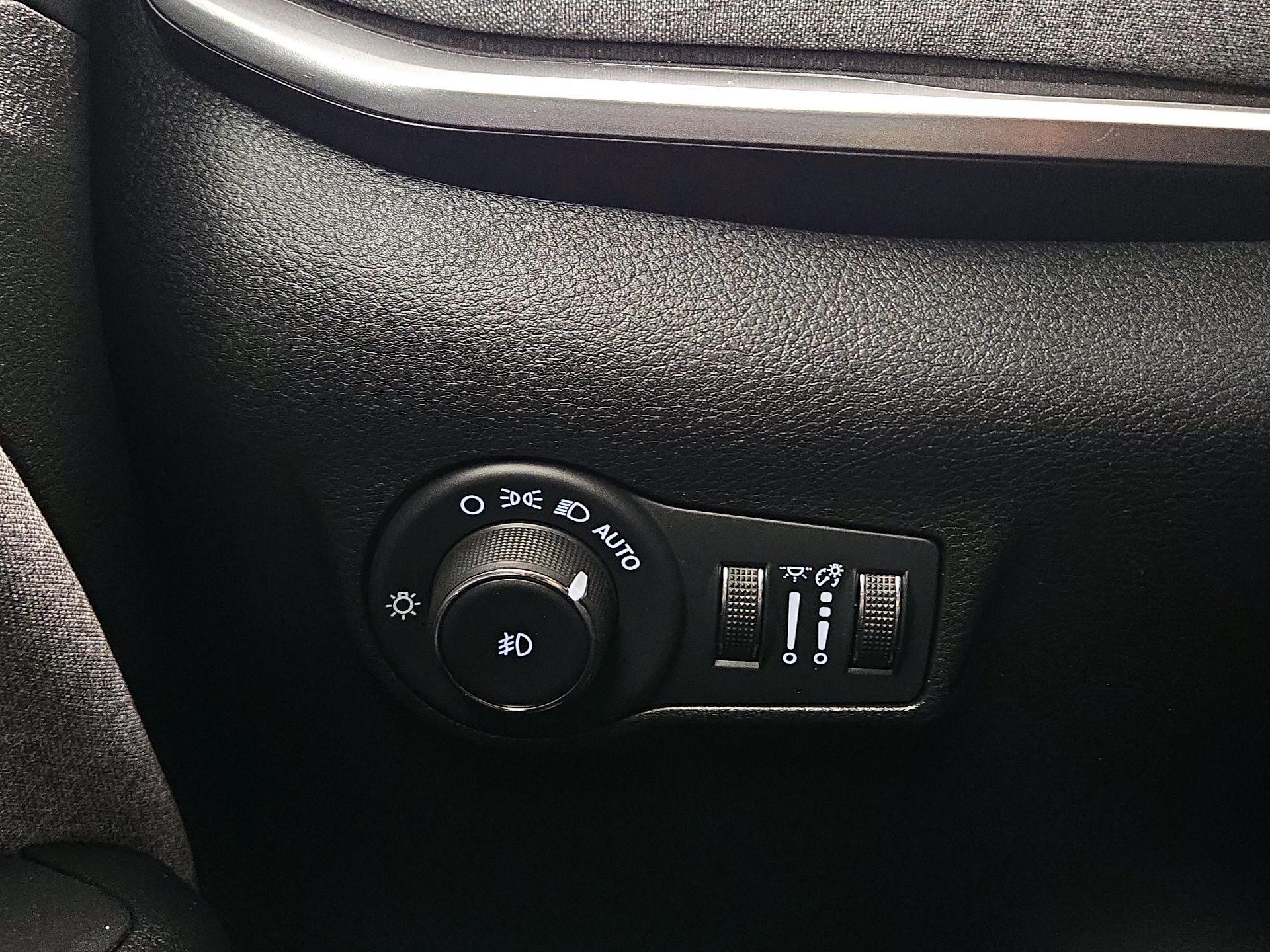 Thumbnail: 2024 Jeep Compass - 13