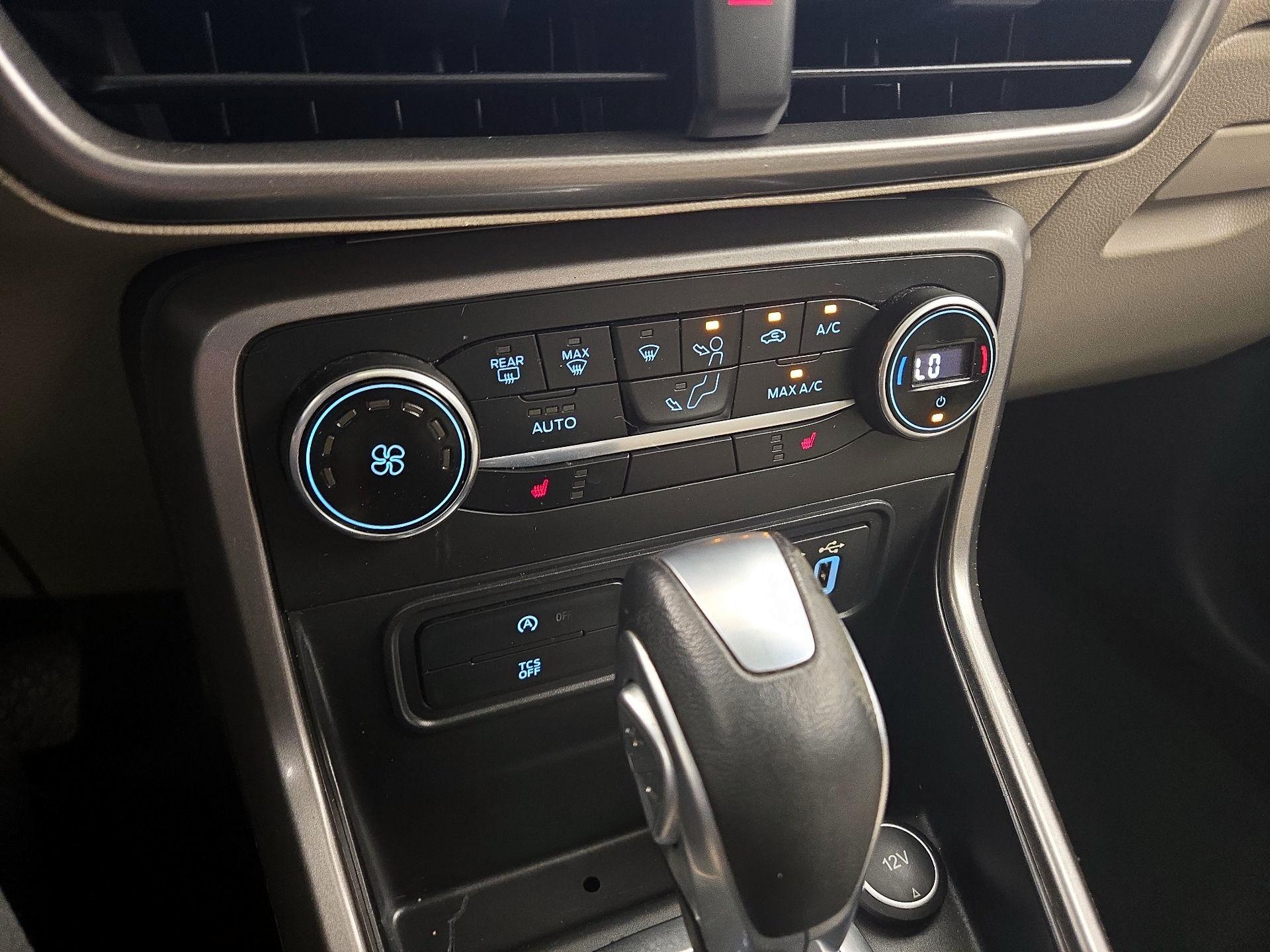 Thumbnail: 2021 Ford EcoSport - 17