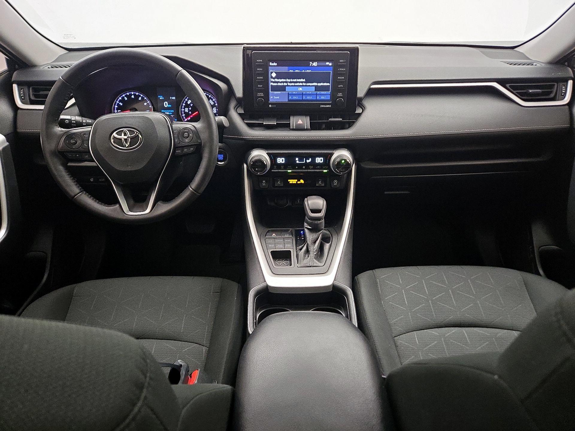 Thumbnail: 2021 Toyota RAV4 - 9