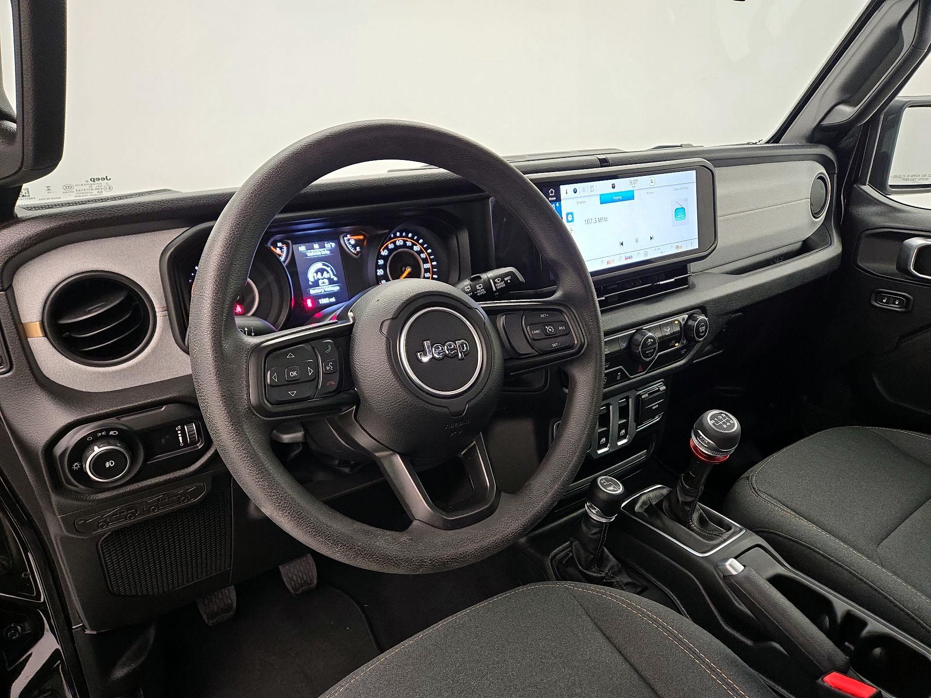 Thumbnail: 2025 Jeep Wrangler - 9