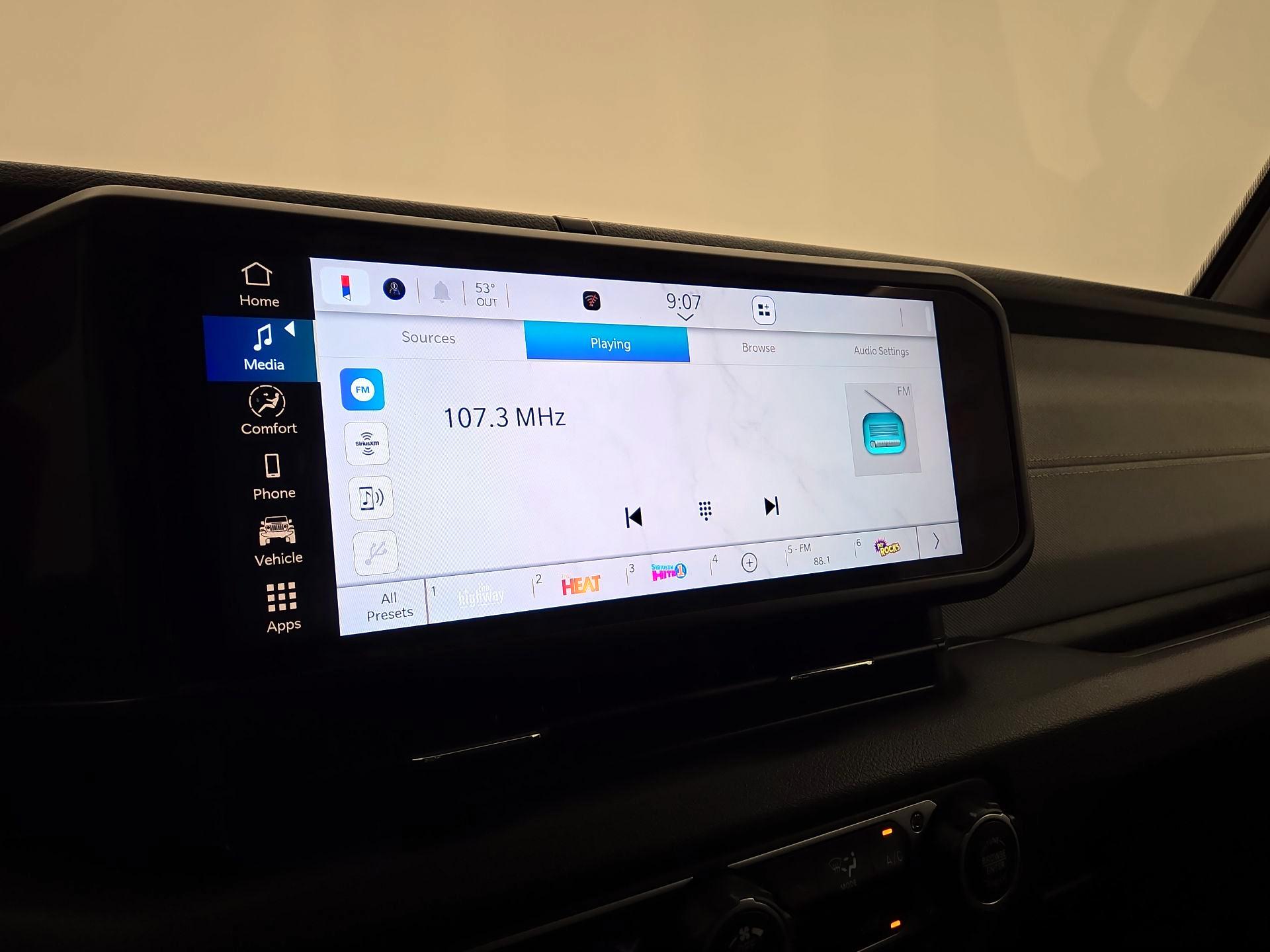 Thumbnail: 2025 Jeep Wrangler - 15