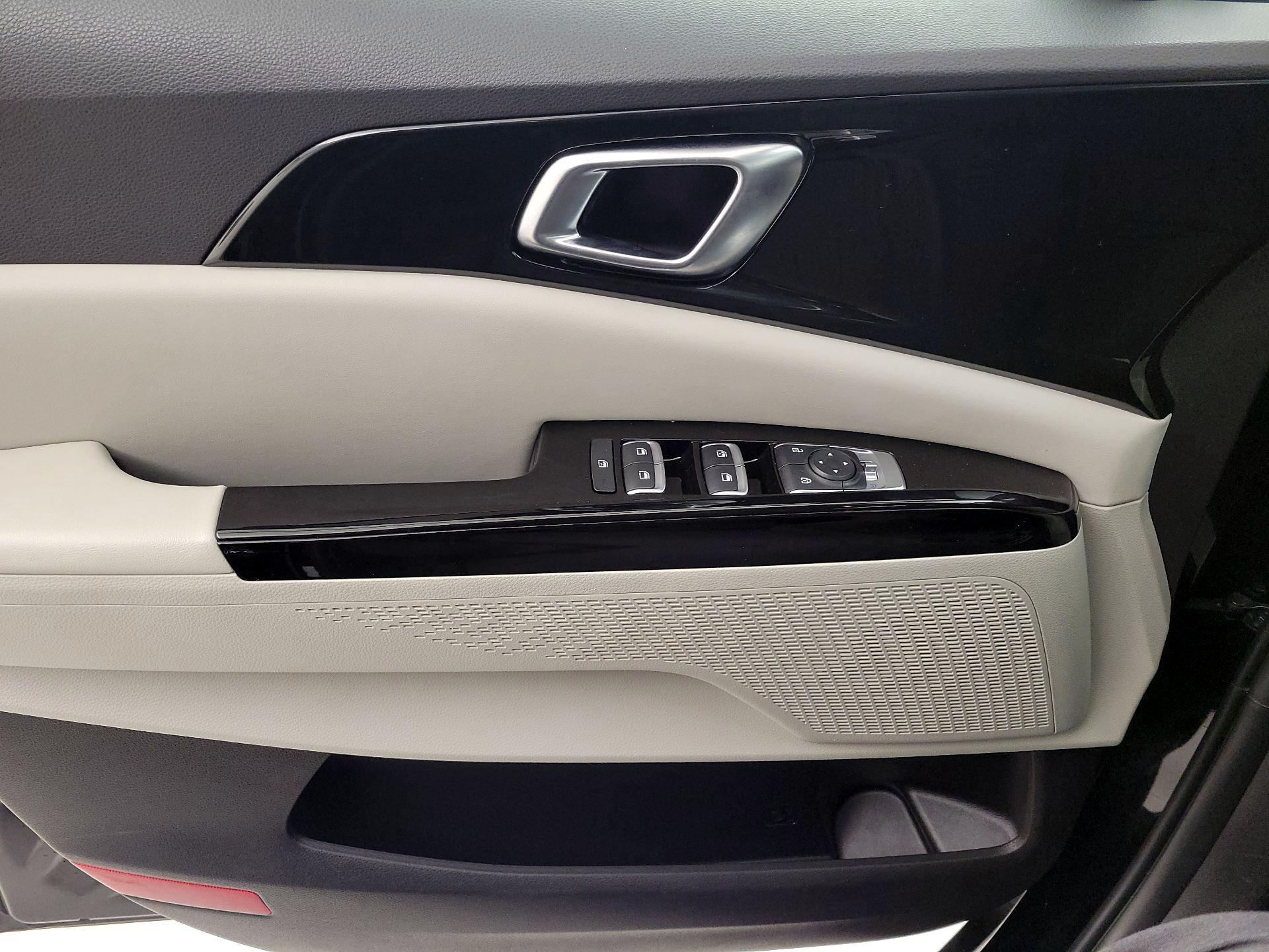 Thumbnail: 2024 Kia Carnival - 12