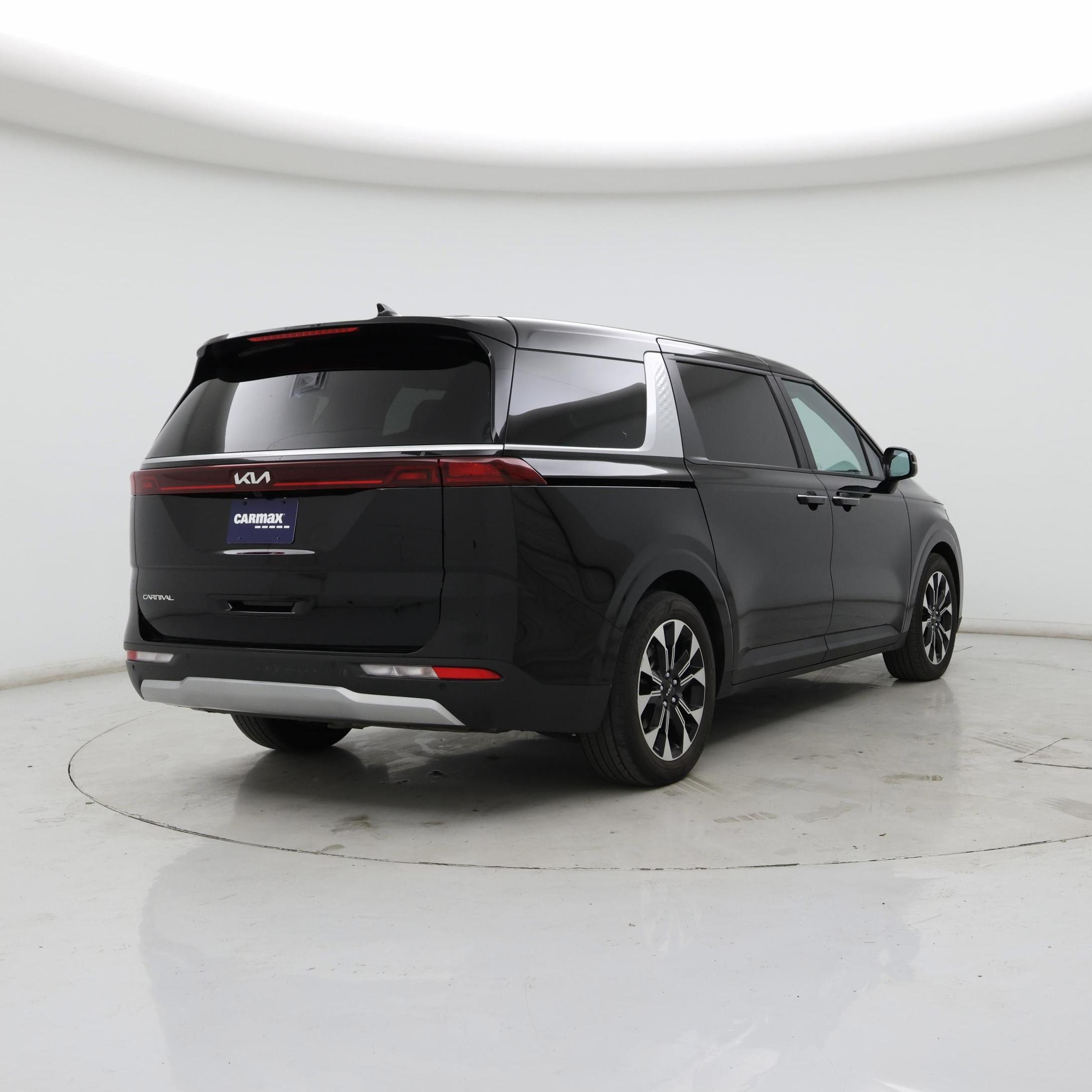 Thumbnail: 2024 Kia Carnival - 8