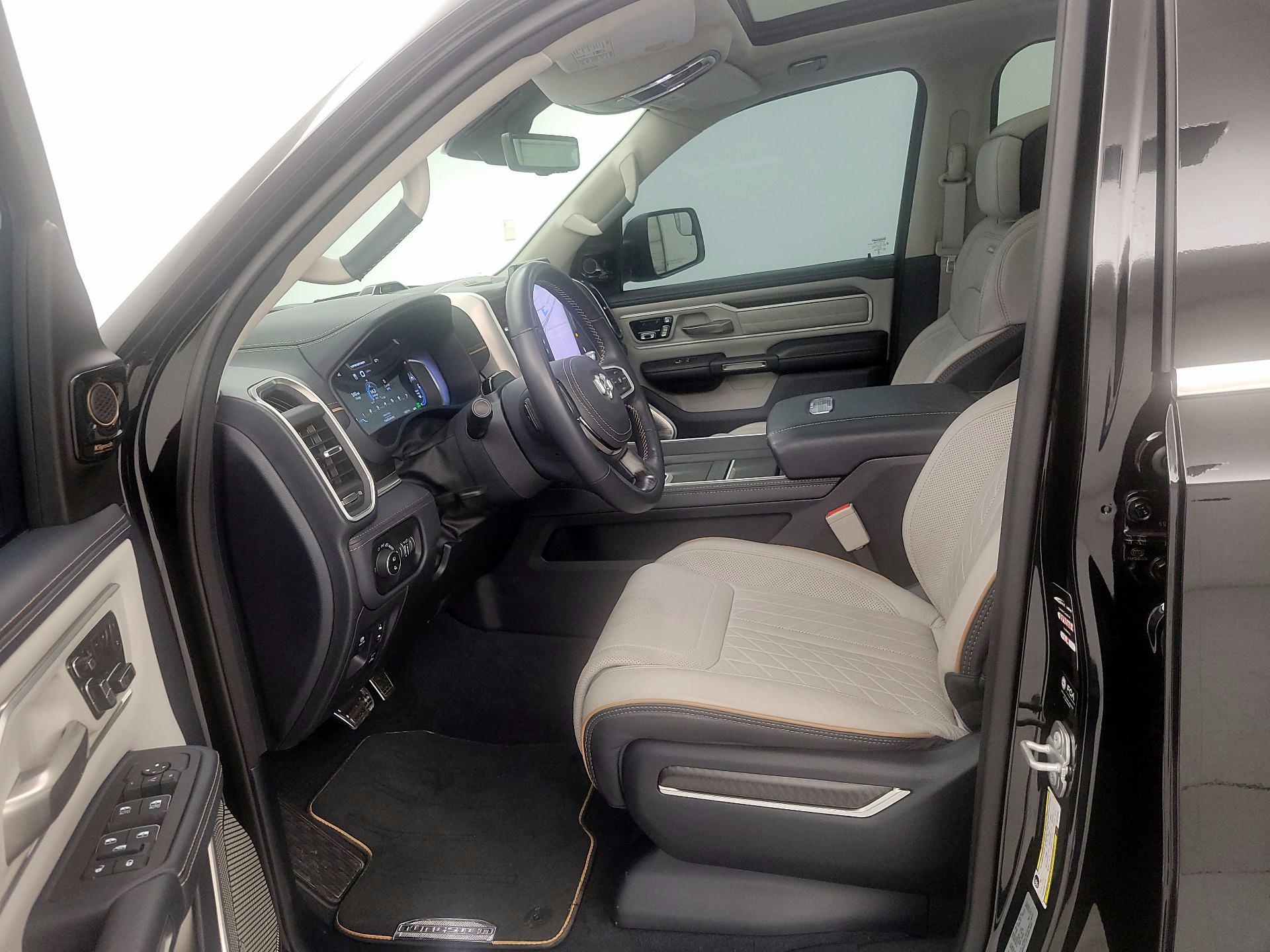 Thumbnail: 2025 RAM 1500 - 11