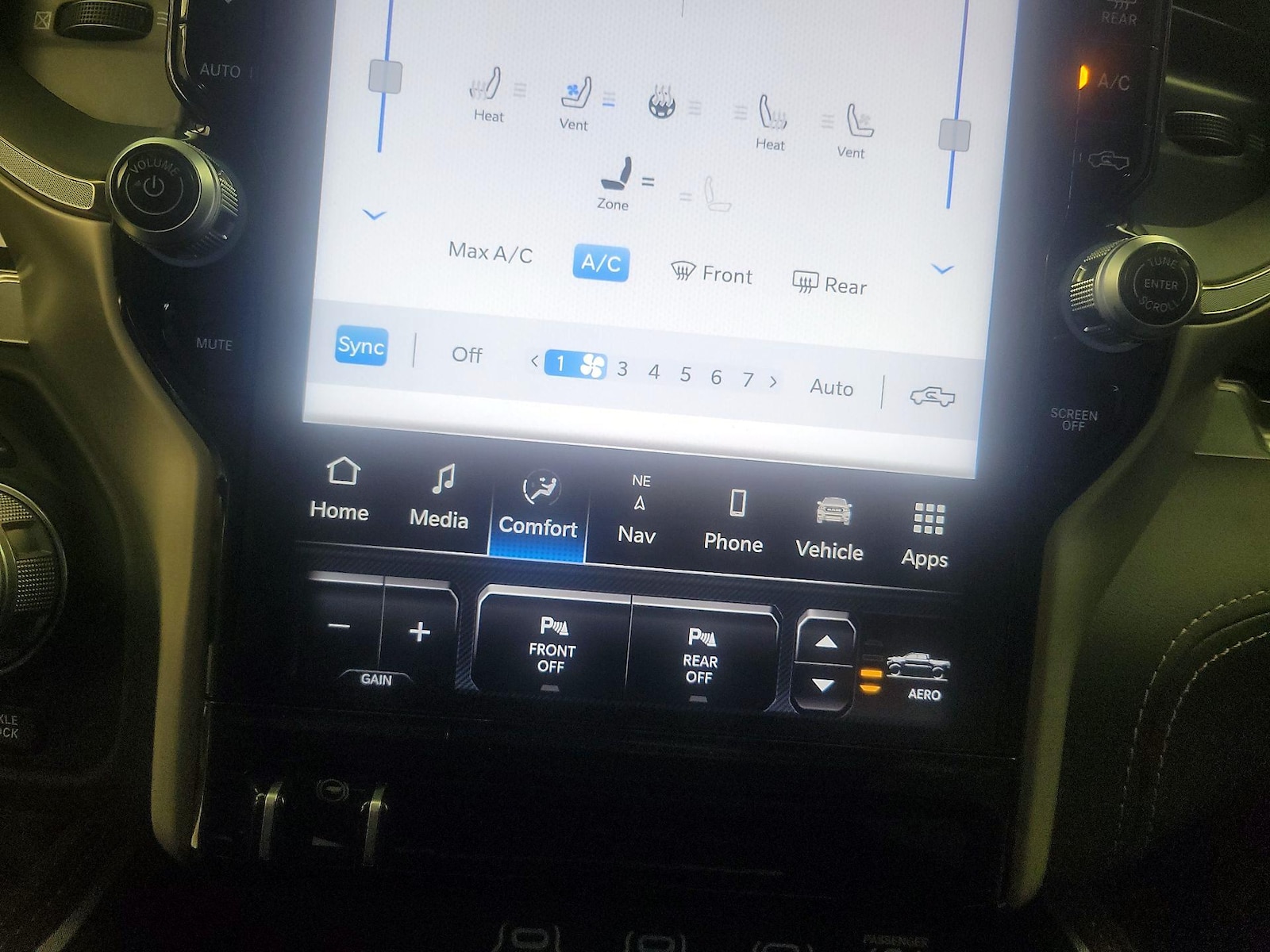 2025 RAM Ram 1500 Pickup Tungsten - Photo 18