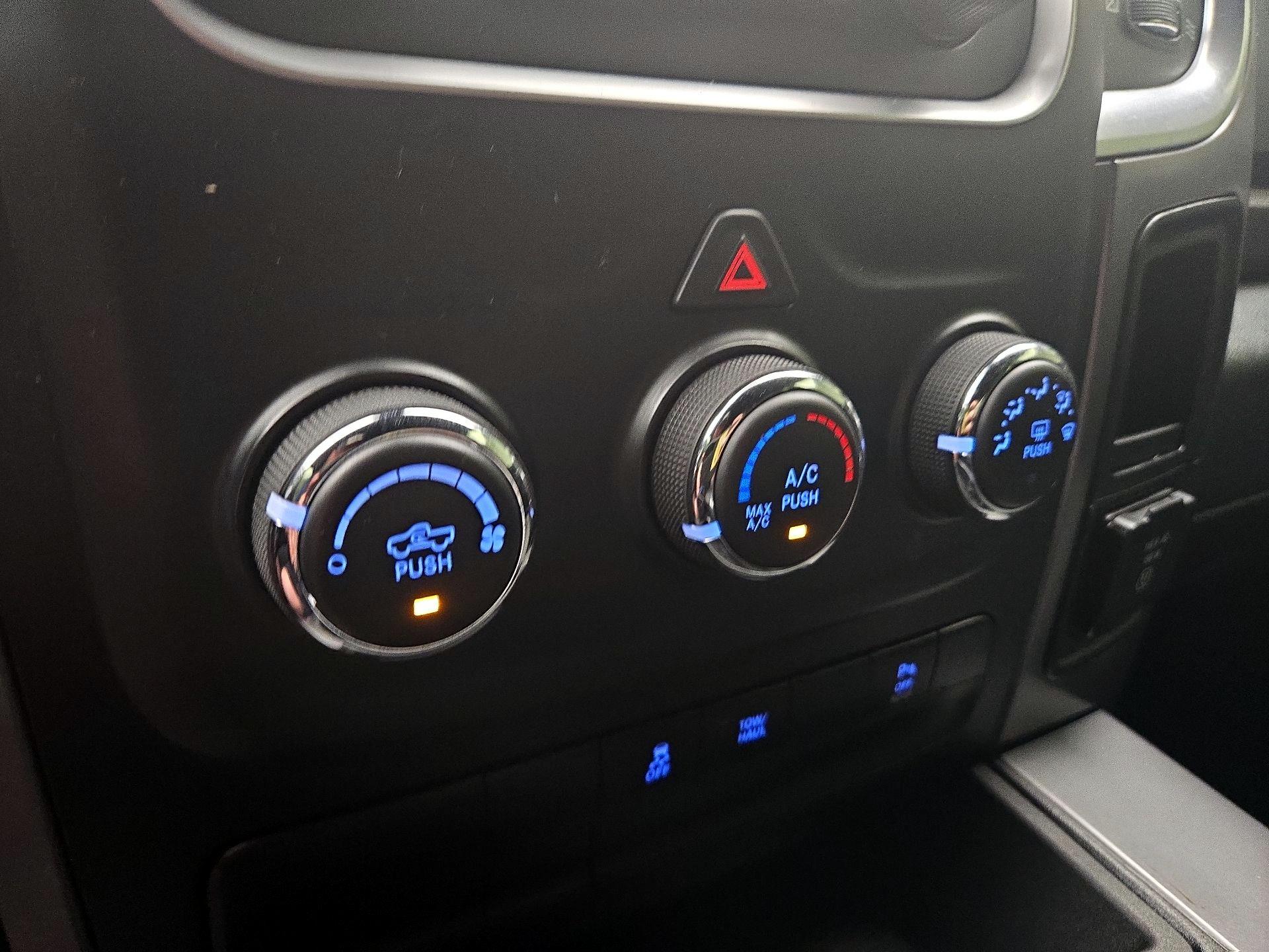 Thumbnail: 2024 RAM 1500 Classic - 16